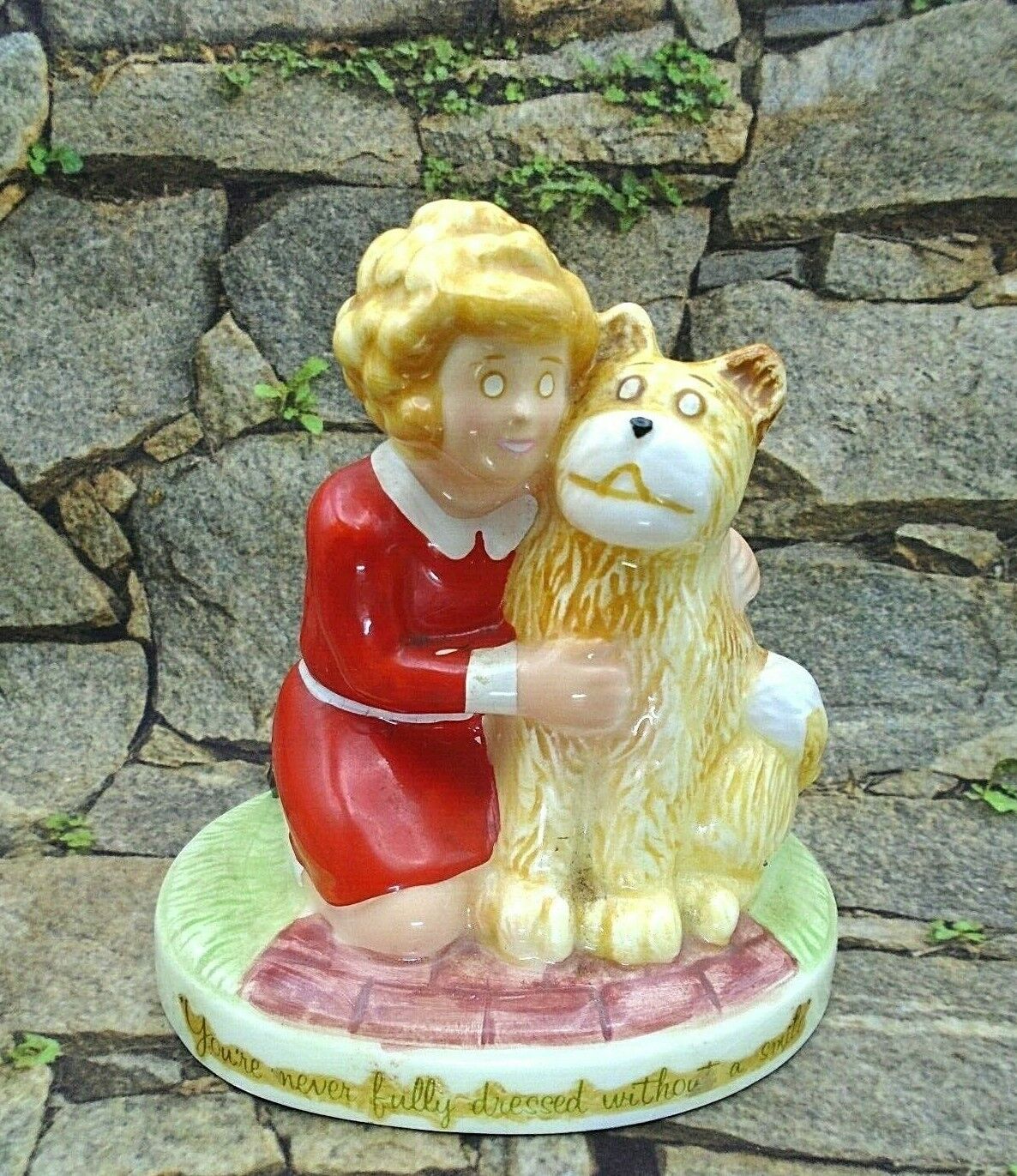 Vintage Little Orphan Annie & Dog Sandy Ceramic Figurine 1982 Columbia Pictures 
