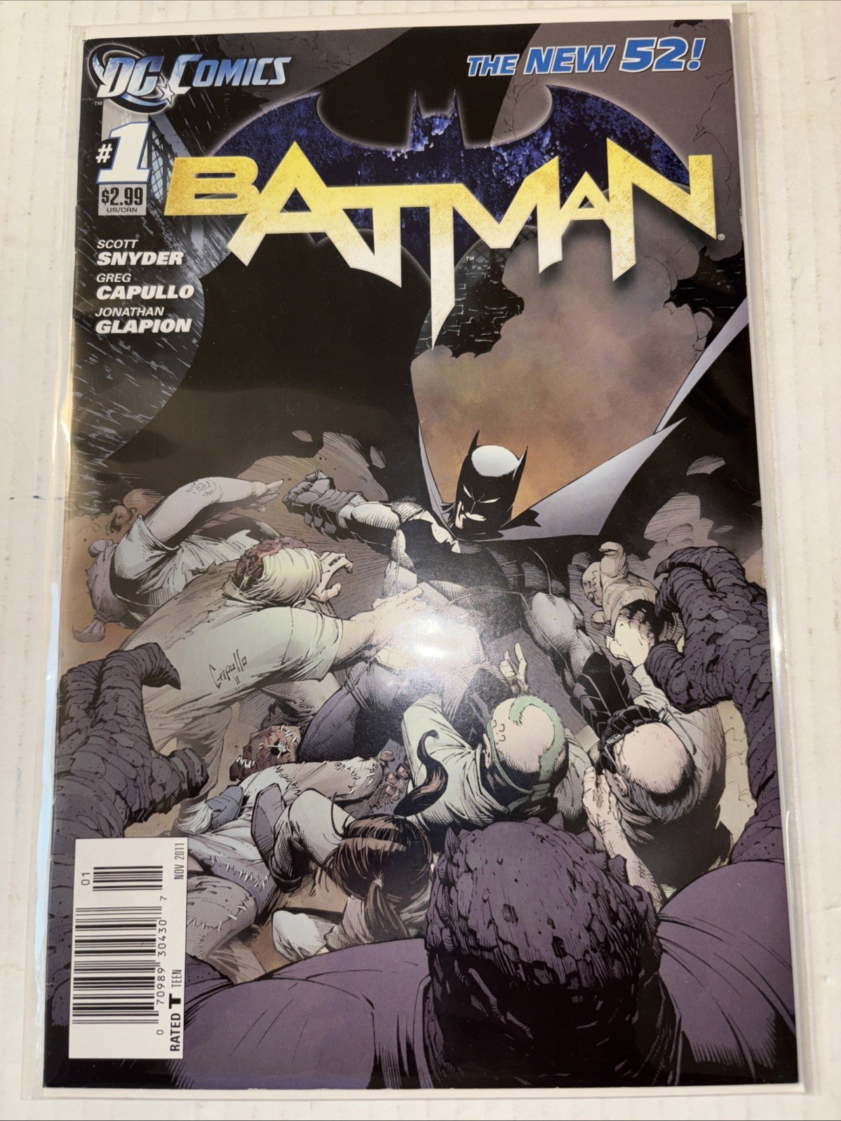 Batman#1 New 52, Newsstand Super Scarce, VF/NM, DC Comics, 1st Printing Batman#1 New 52, Newsstand Super Scarce, VF/NM, DC Comics, 1st Printing