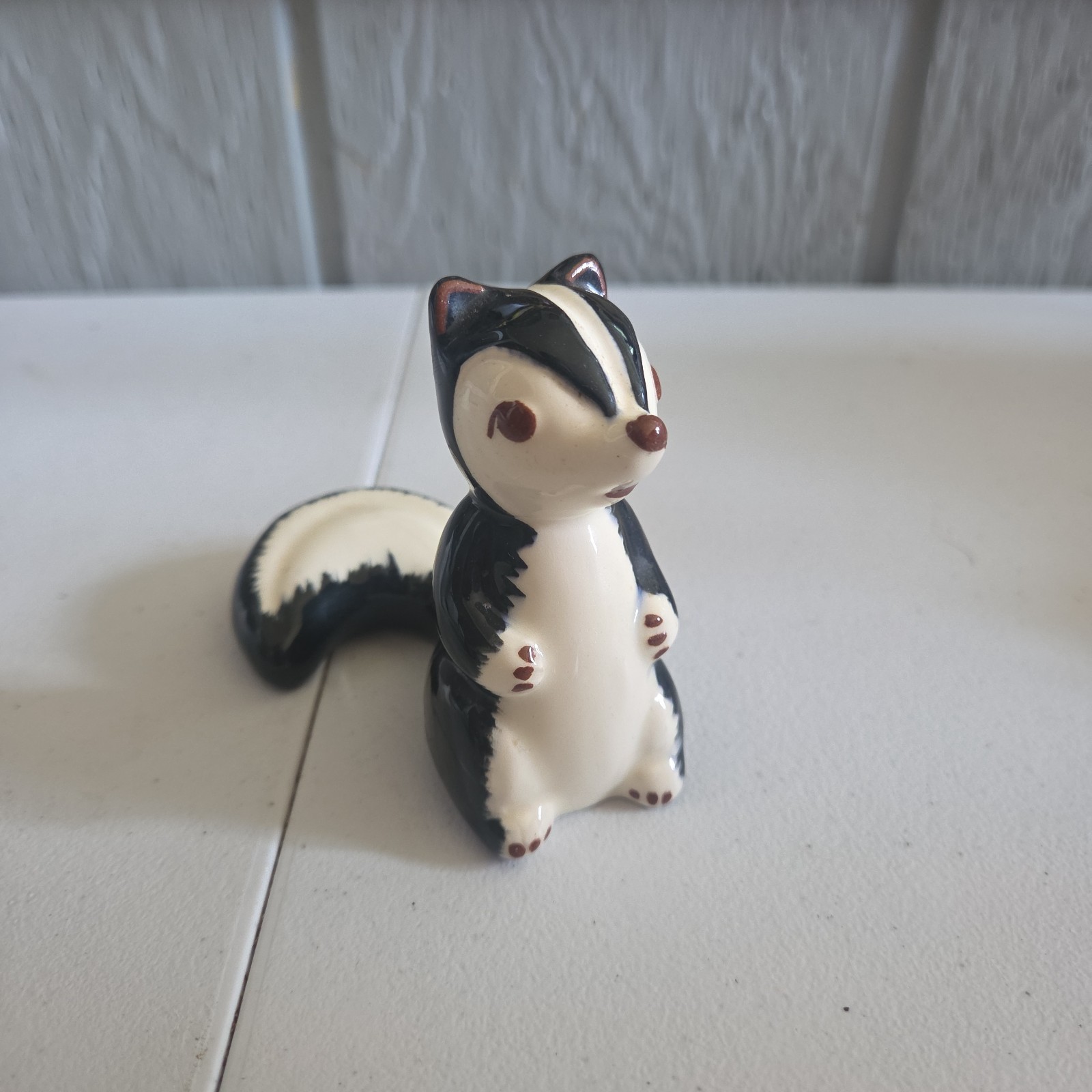 Vintage 1950’s Robert Simmons ? Pottery SKUNK Figurine Ceramic  Gloss Finish