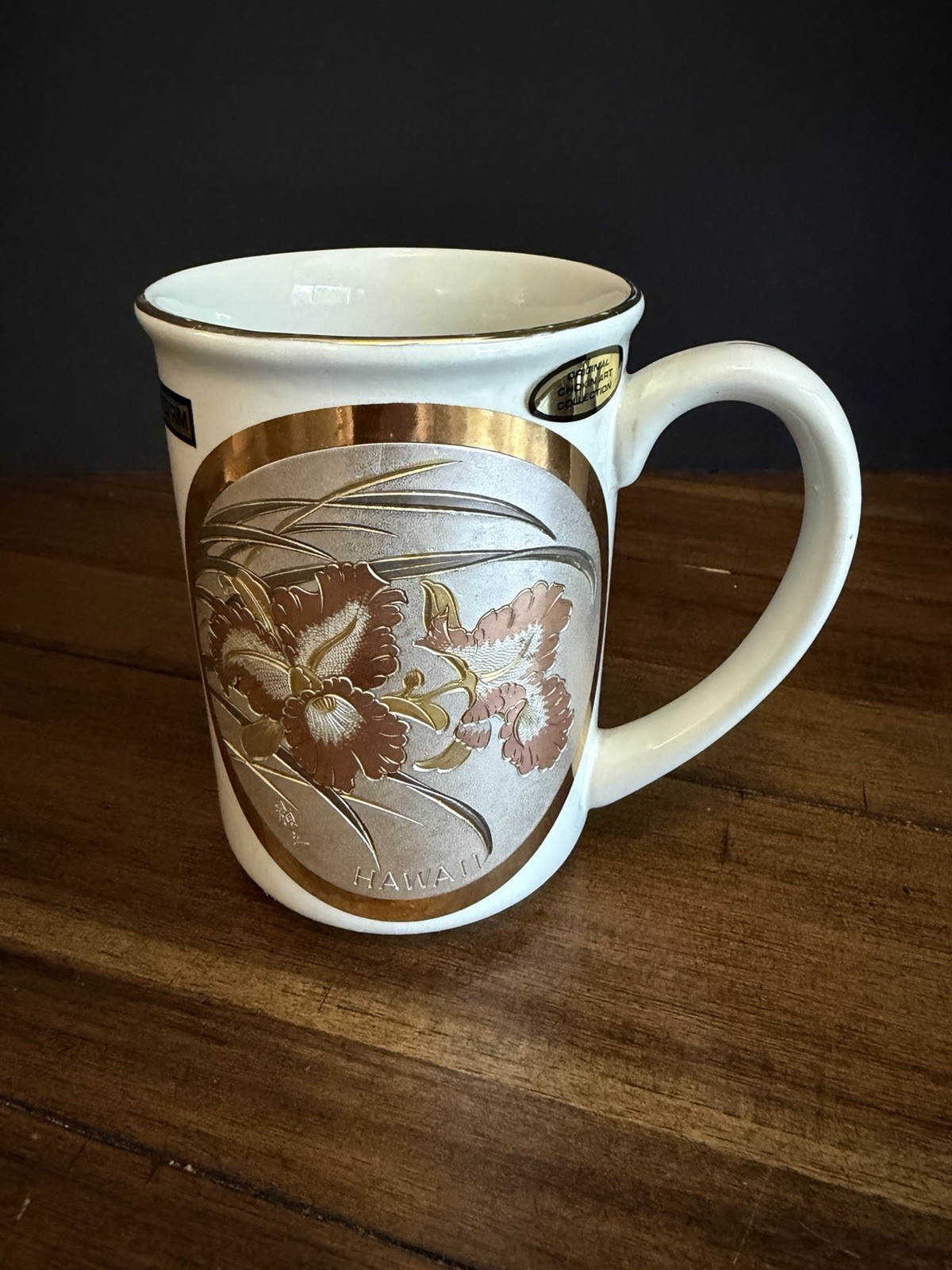 Vintage Art of Chokin Hawaii Iris Floral Mug 24K Gold Trim Dynasty Gallery Japan