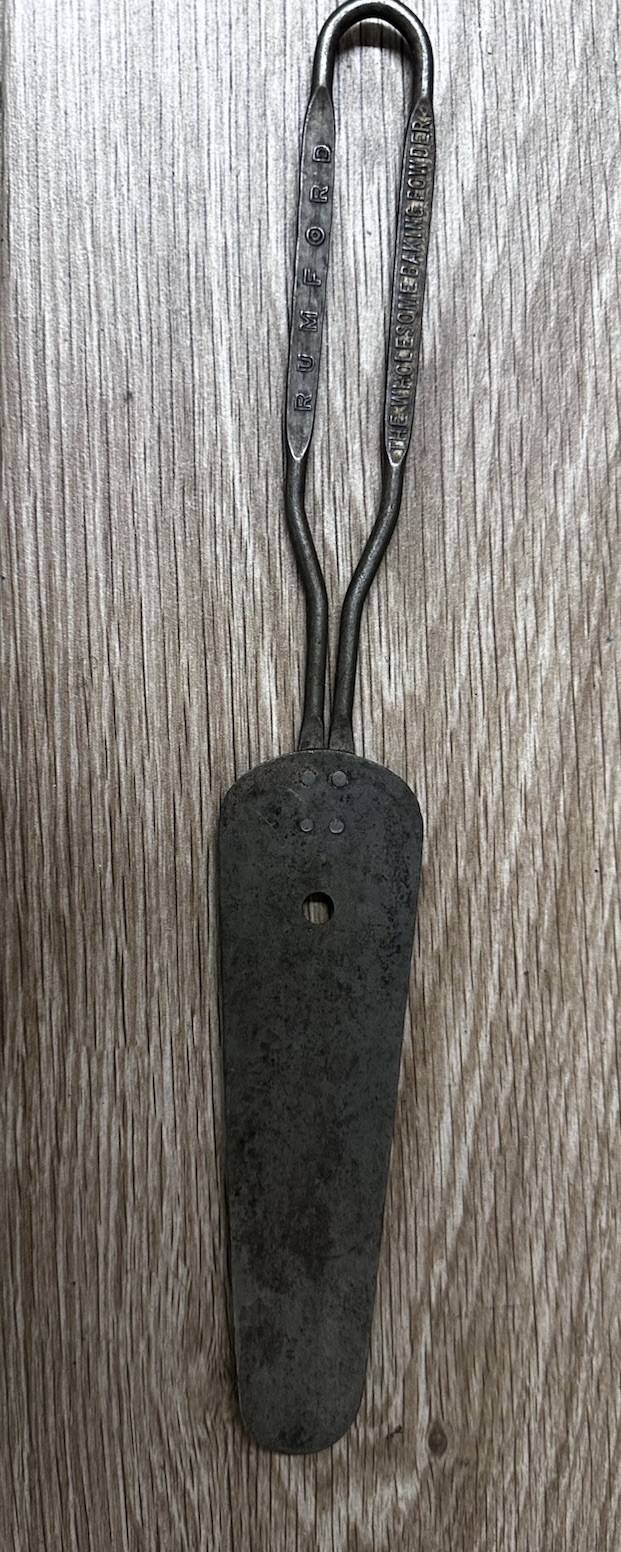 Vintage Rumford Utensil Spatula Cake Pie  Server 11\