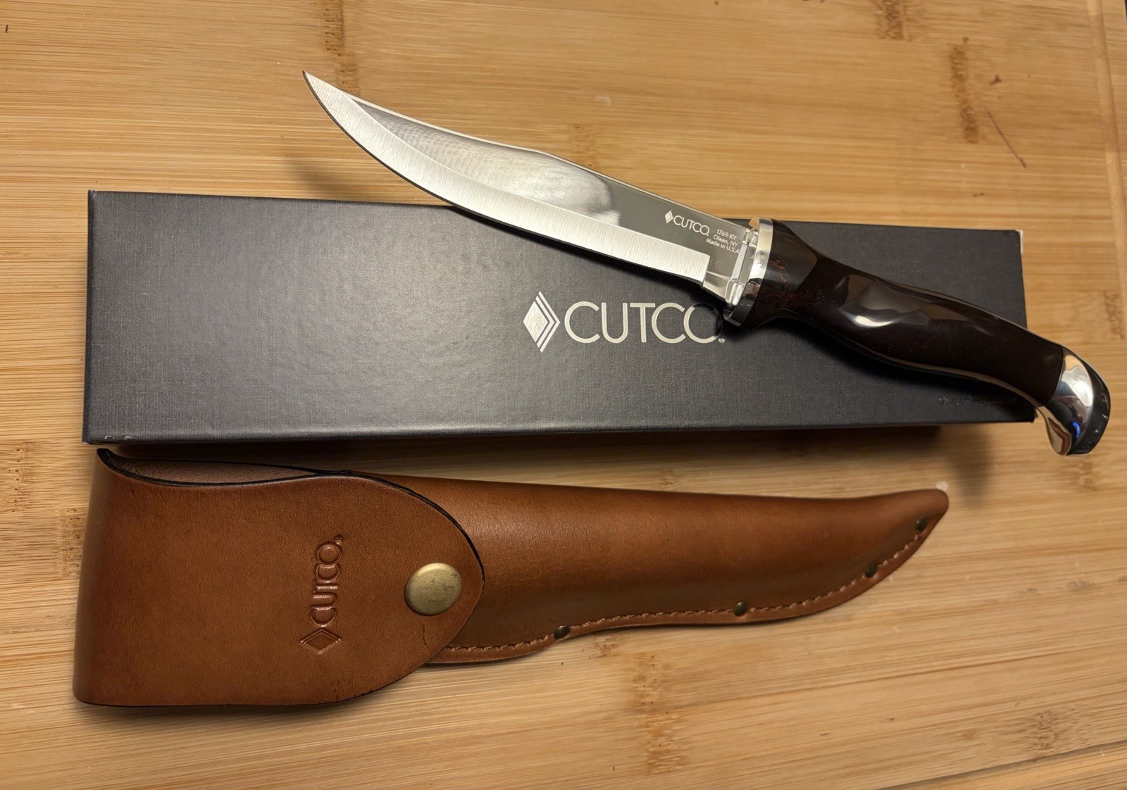 HUNTING/FISHING GIFT Cutco 1769 Straight Edge W/Leather Sheath  Filet