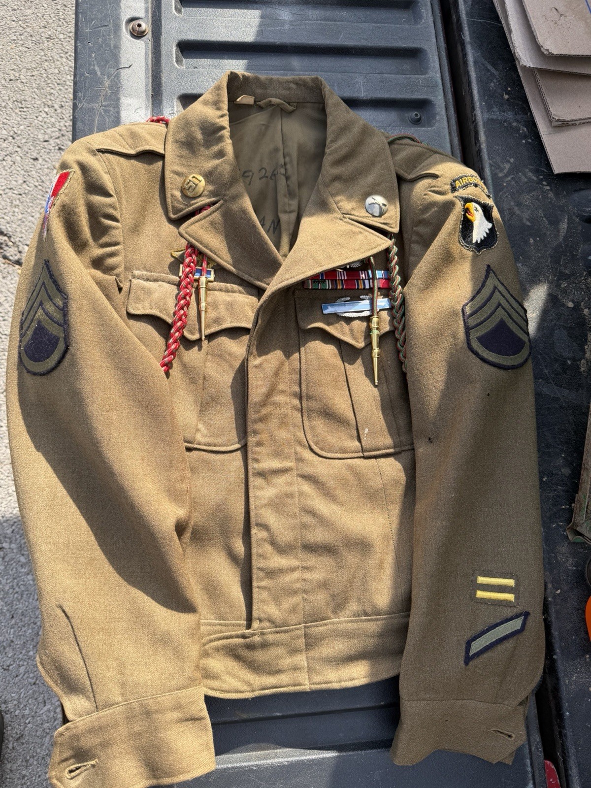 WWII Ike Jacket Paratrooper Ribbons 1944 Uniform Service Jacket Decorated Named