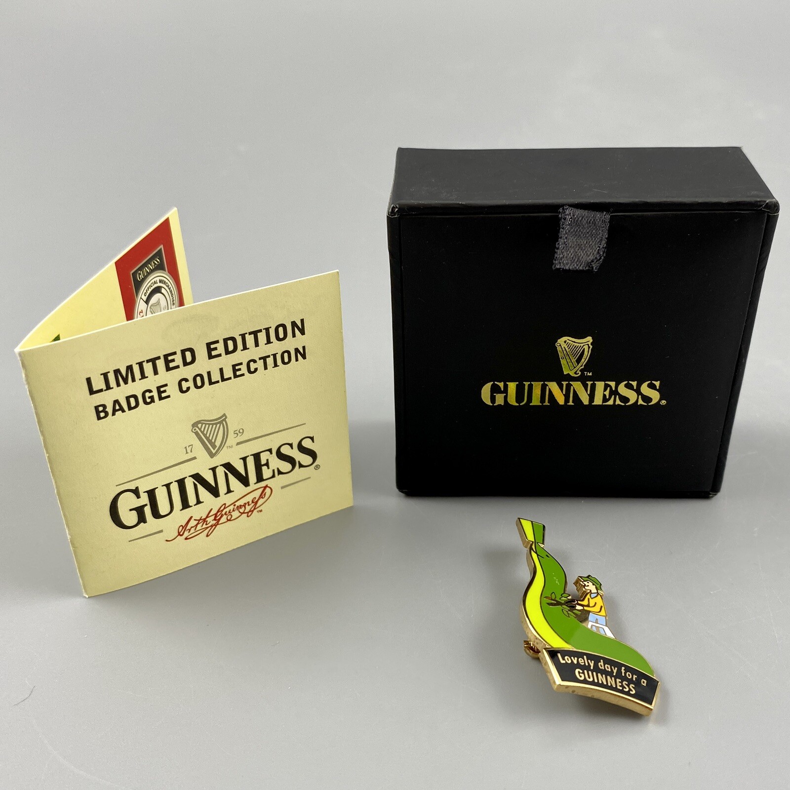Official Guinness Limited Edition Topiary Sealion Badge 276/2500 COA