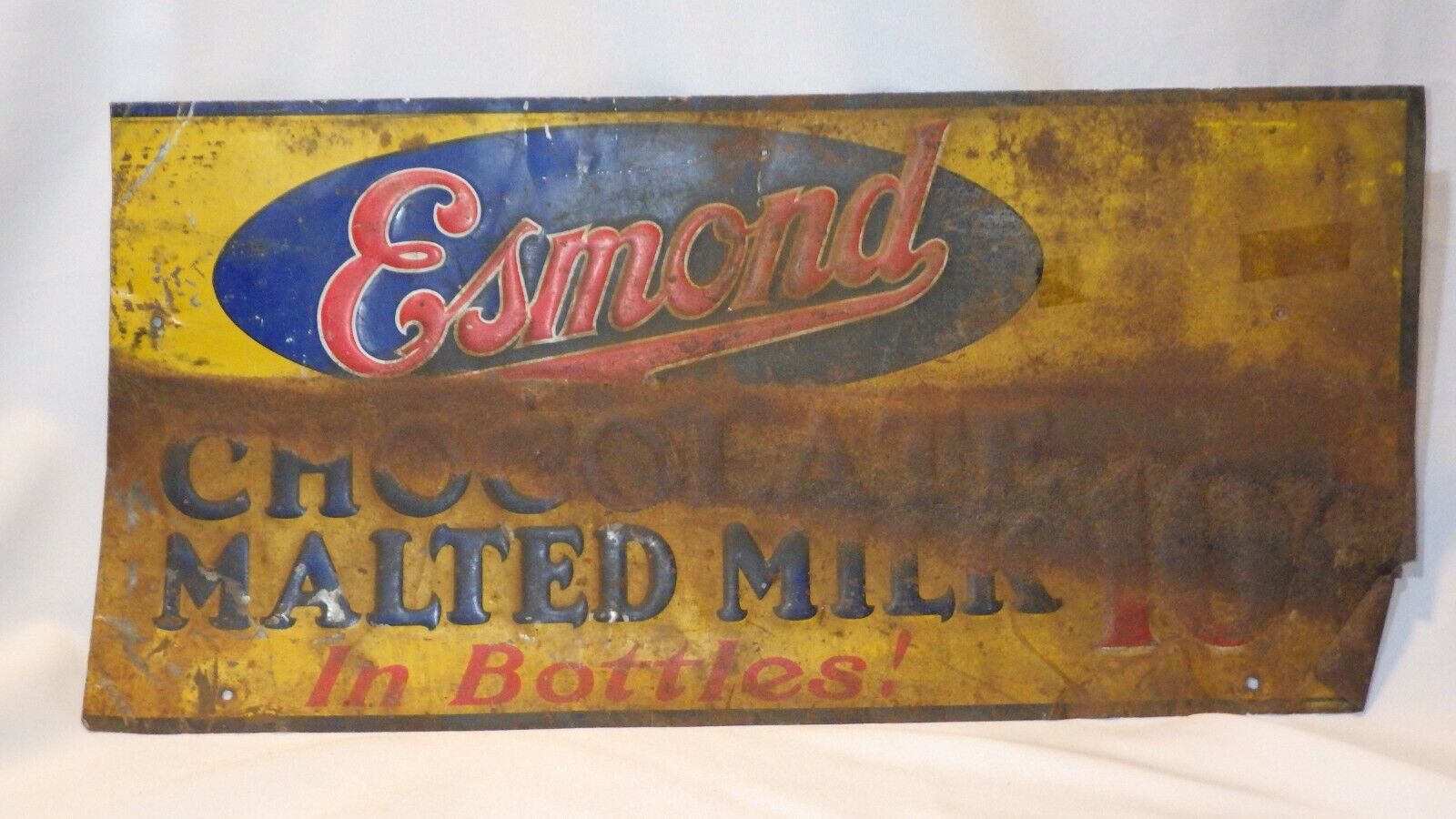 Original ESMOND CHOCOLATE MALTED MILK in Bottles 10 cent Tin Tacker Promo Sign