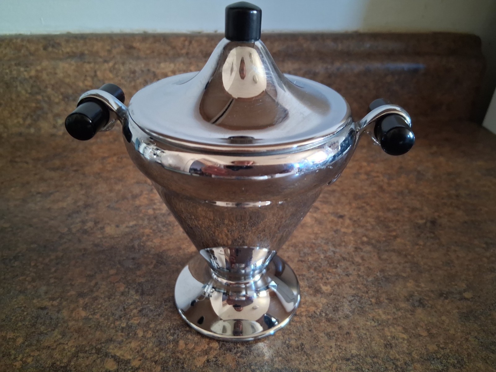 Vintage Manning Bowman Meridian Art Deco Chrome Sugar Bowl W/ Bakelite Accents 