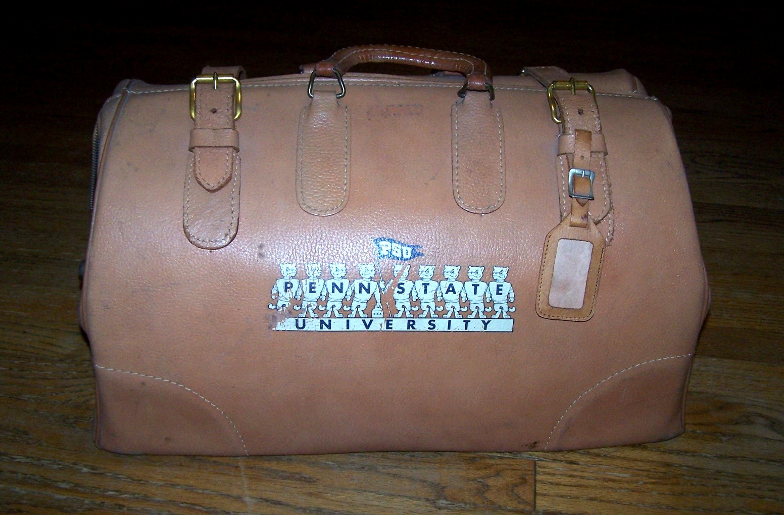 VINTAGE Penn State University leather suitcase / luggage bag w/ emblem, 1950's