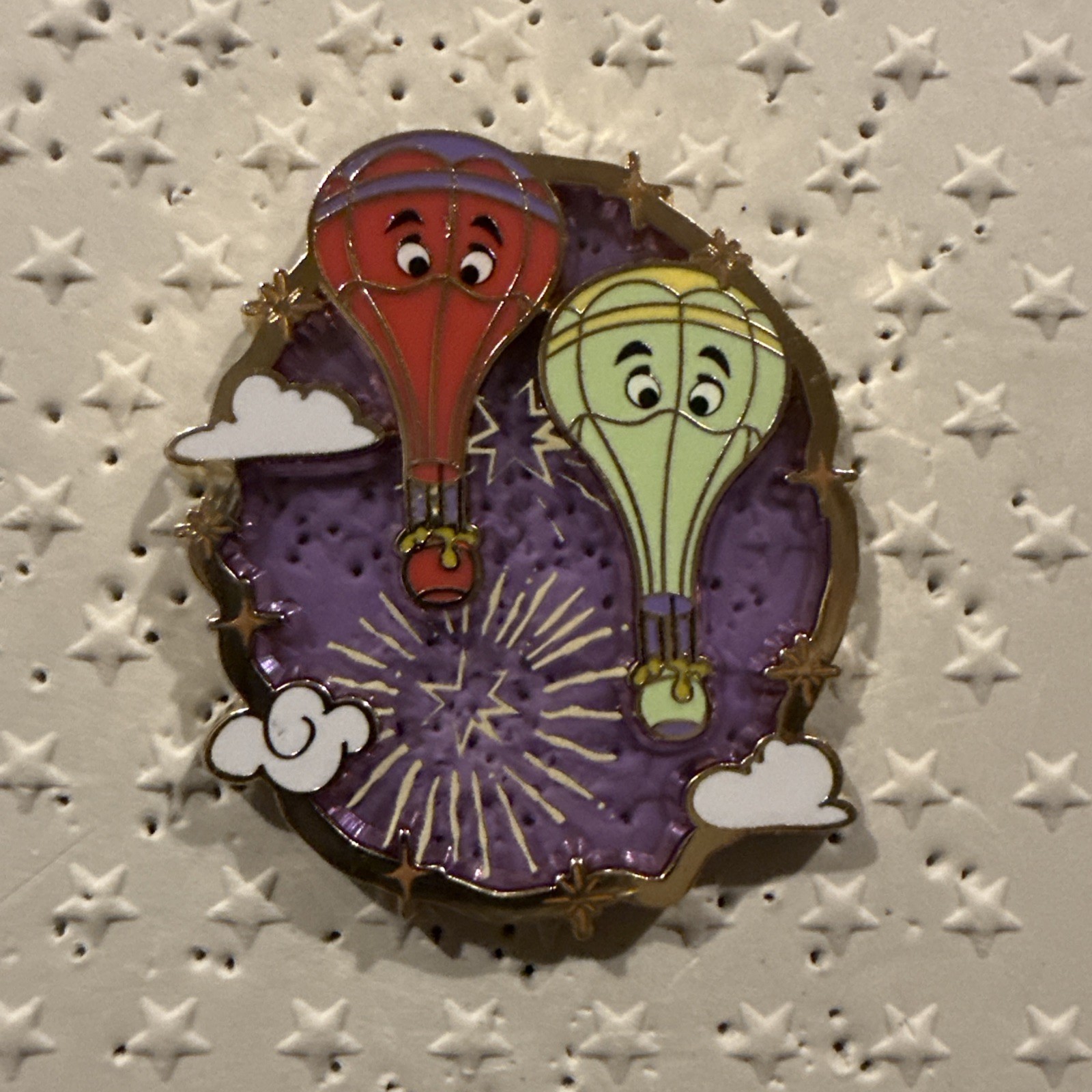 Disney Monogram Heffalump Bee Winnie the Pooh Dream Mystery Pin - Air Balloons
