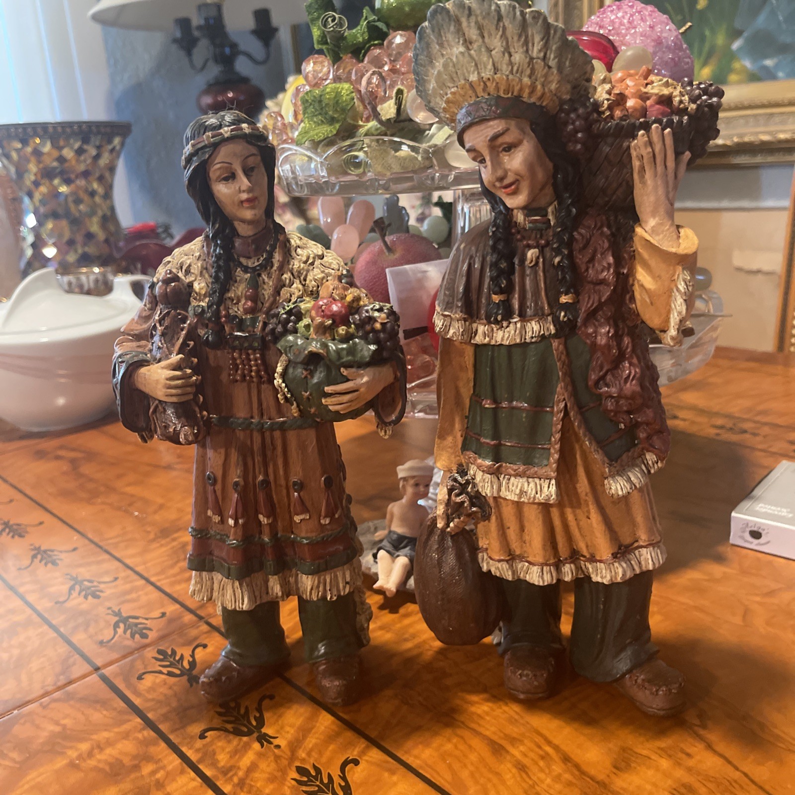VINTAGE Thanksgiving Pilgrims NATIVE AMERICAN Man & Lady Pair Of Figures 11” EX