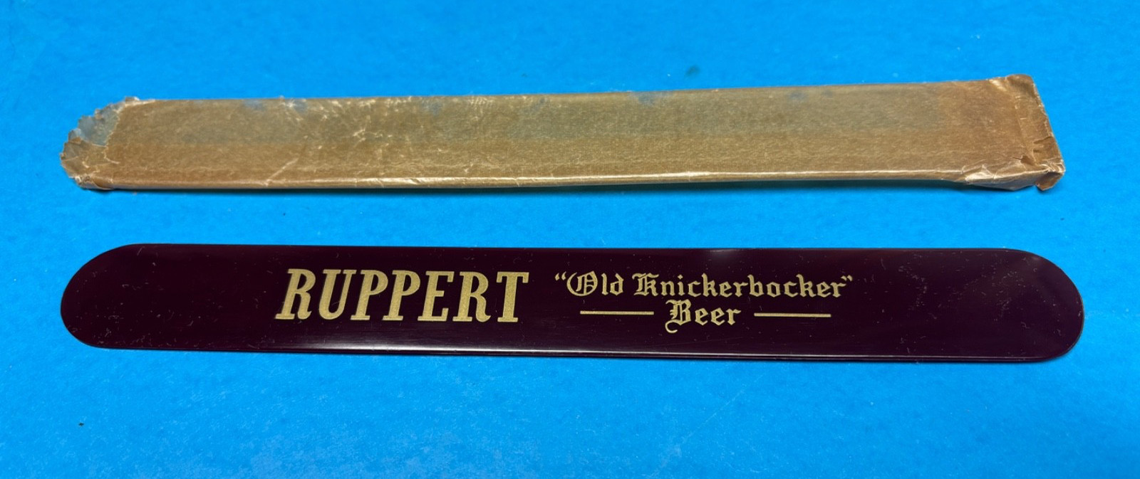 Minty NOS Vintage Ruppert Old Knickerbocker Beer Bakelite Foam Scraper New York