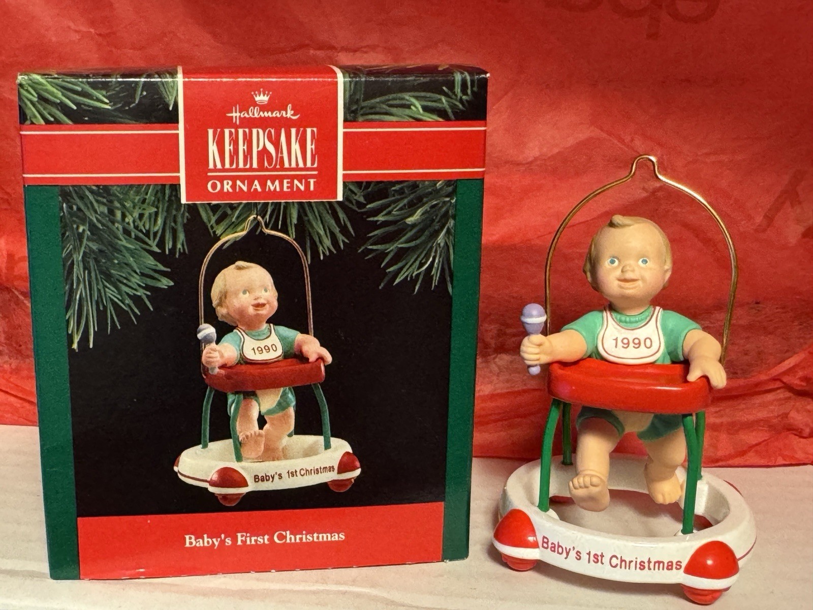 HALLMARK 1990 BABY\'S FIRST CHRISTMAS ORNAMENT HALLMARK 1990 BABY\'S FIRST CHRISTMAS ORNAMENT