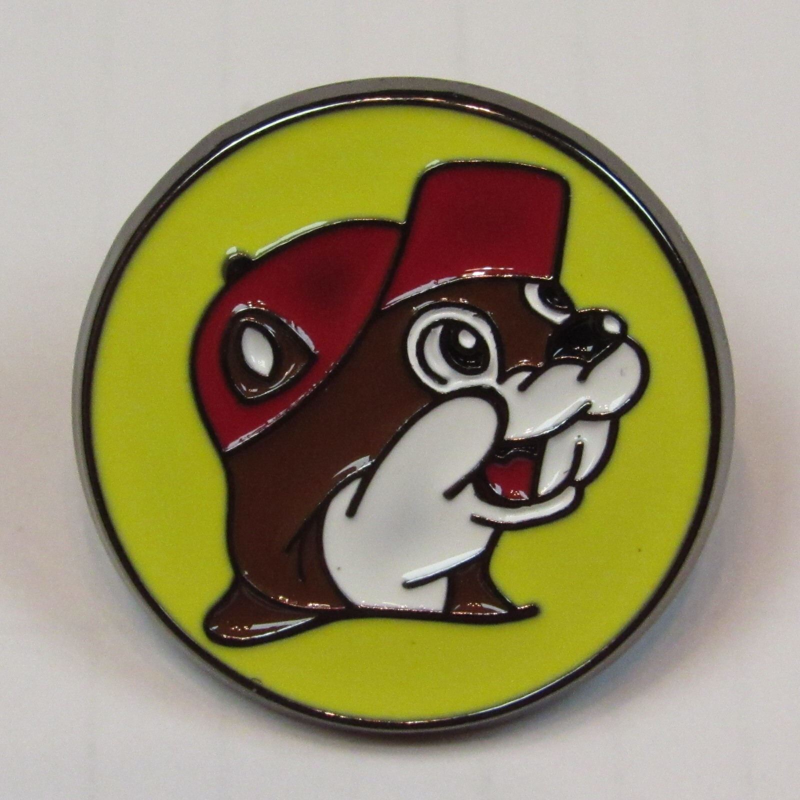 BUC-EE\'S Beaver Lapel Pin Enamel Round Logo Souvenir Convenience Gas Store