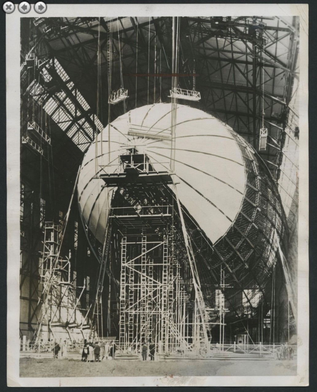 1934 \