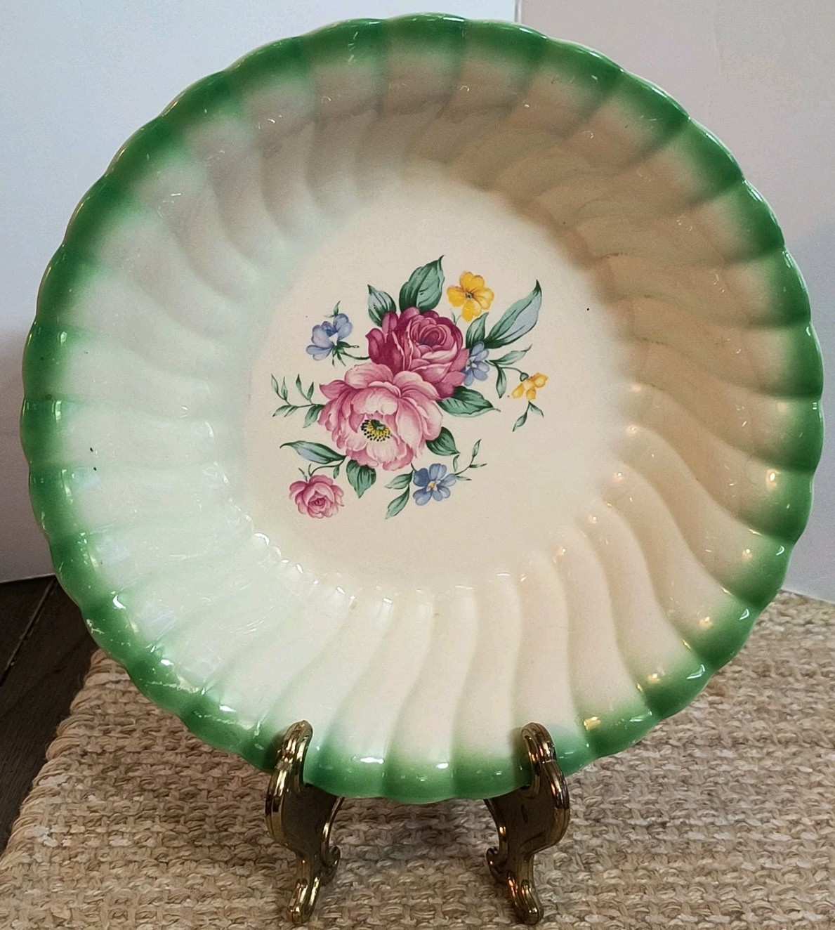 Vintage  Homer Laughlin Specialty Bowl Green Floral Swirl 1956 ~ 9\