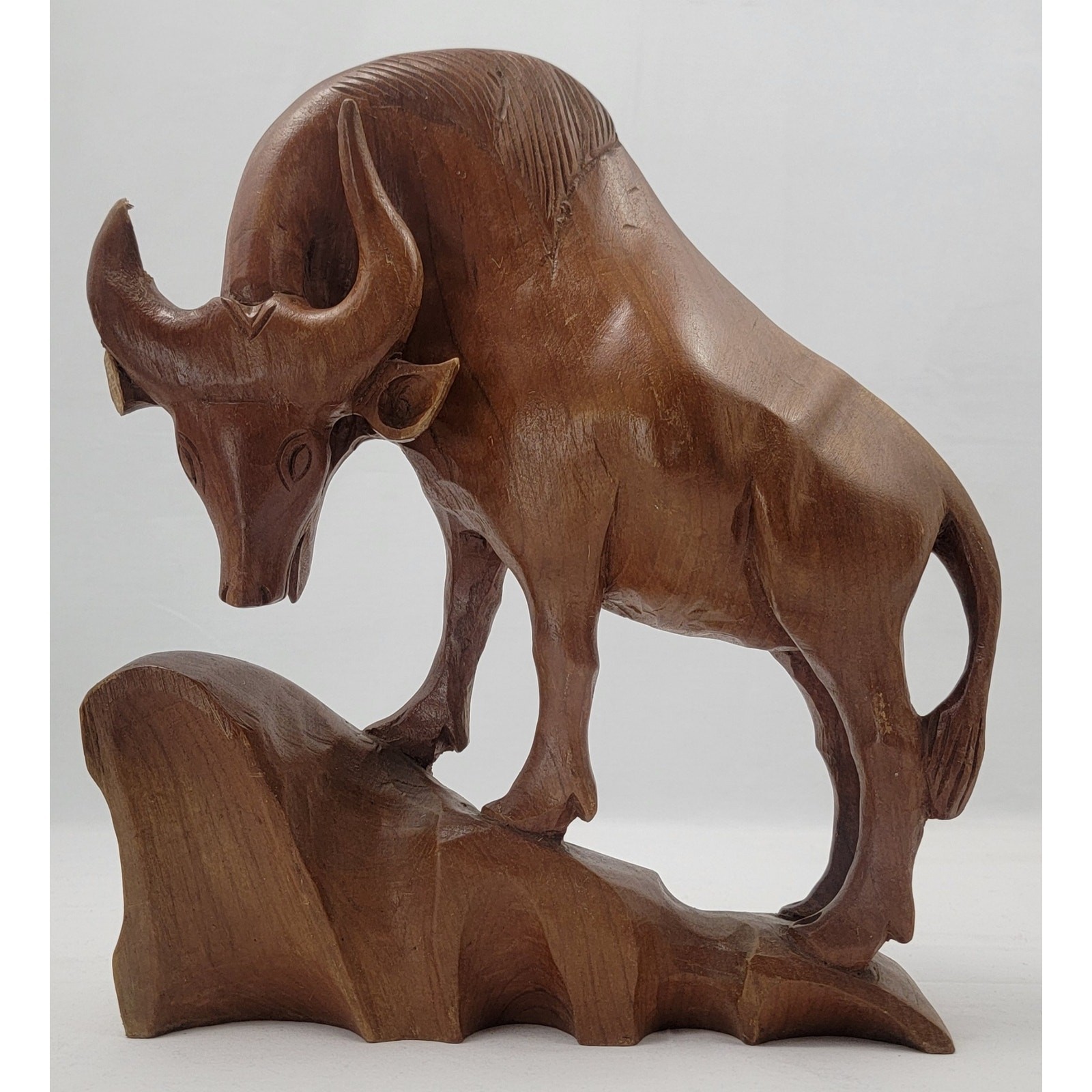Vintage Hand Carved Wood Bull Buffalo Sculpture Folk Art Animal Statue Decor