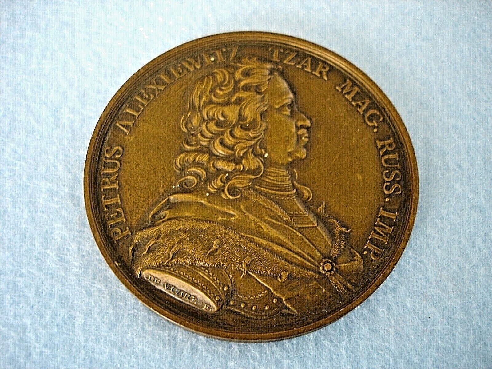 PETRUS ALEXIEWITZ TZAR MAG. RUSS. IMP. RUSSIAN MEDAL OF S. PETERSBURG 1703-1953