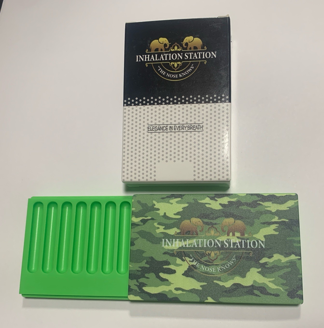 Inhalation Station 7 Slot Compartment Tap Snuff Wallet Box Built In Metal Straw Inhalation Station 7 Slot Compartment Tap Snuff Wallet Box Built In Metal Straw