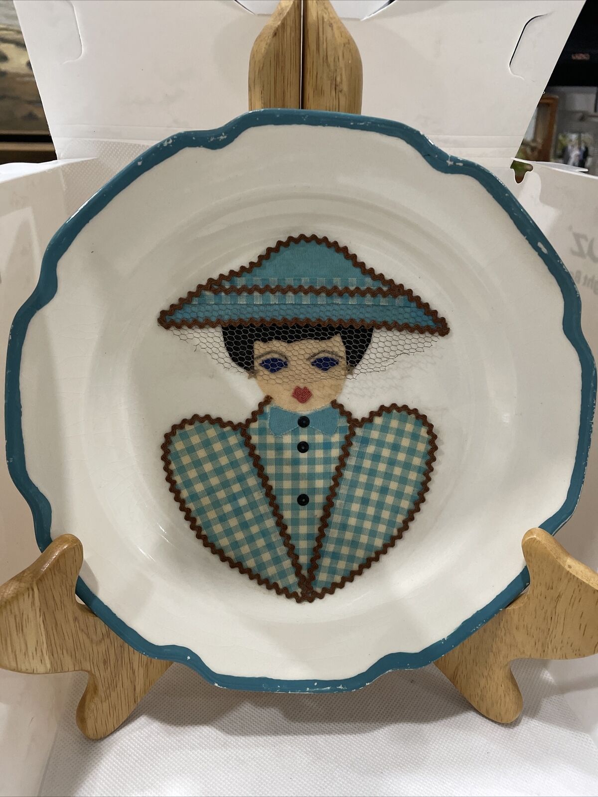 Vintage Felt Matching Ladies Decorative Plates Wall Art Decorative Plates