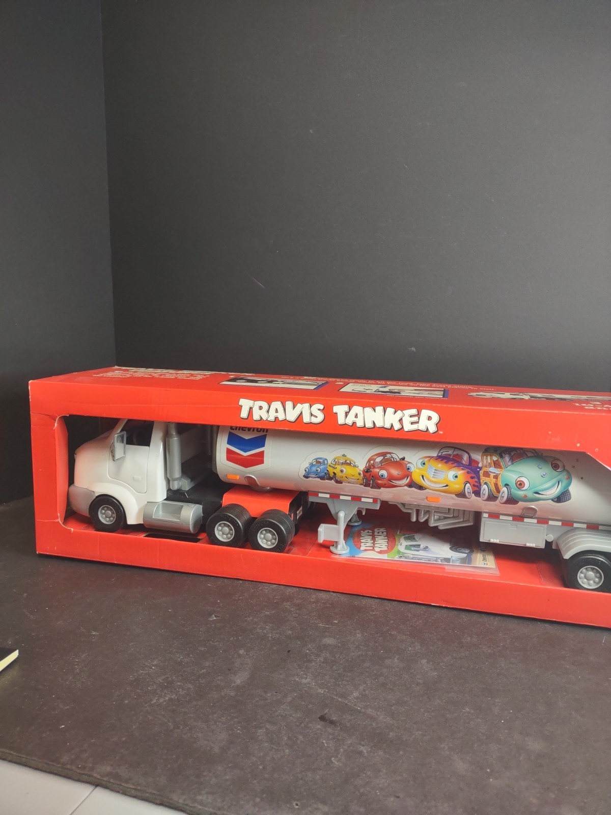Vintage The Chevron Cars Travis Tanker 2005 Truck & Tanker Trailer New Rare Box