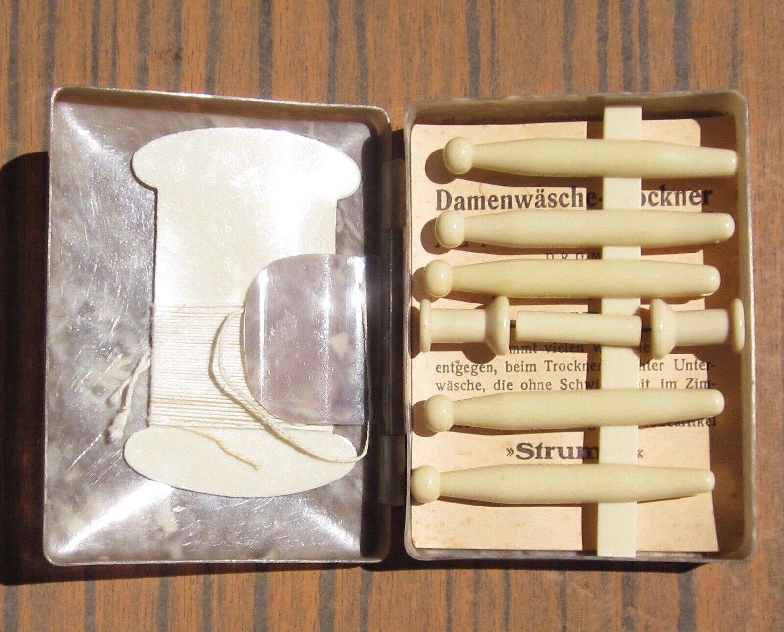 antique vintare German Women\'s laundry dryer for travel set in celluloid box