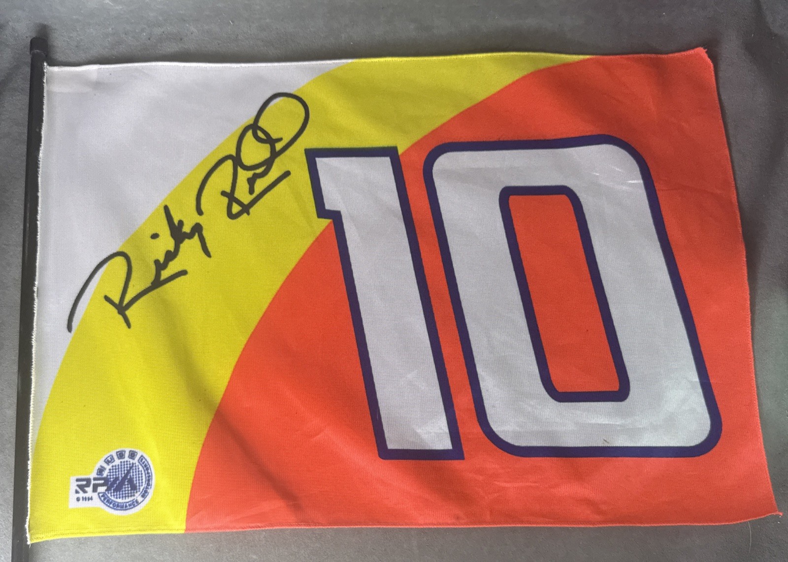 Vintage 1994 Racing Champions Tide #10 Ricky Rudd flag