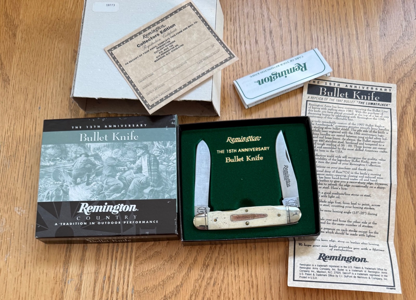 VINTAGE 15th ANN REMINGTON R4468  STERLING SILVER BULLET KNIFE NEVER USED IN BOX