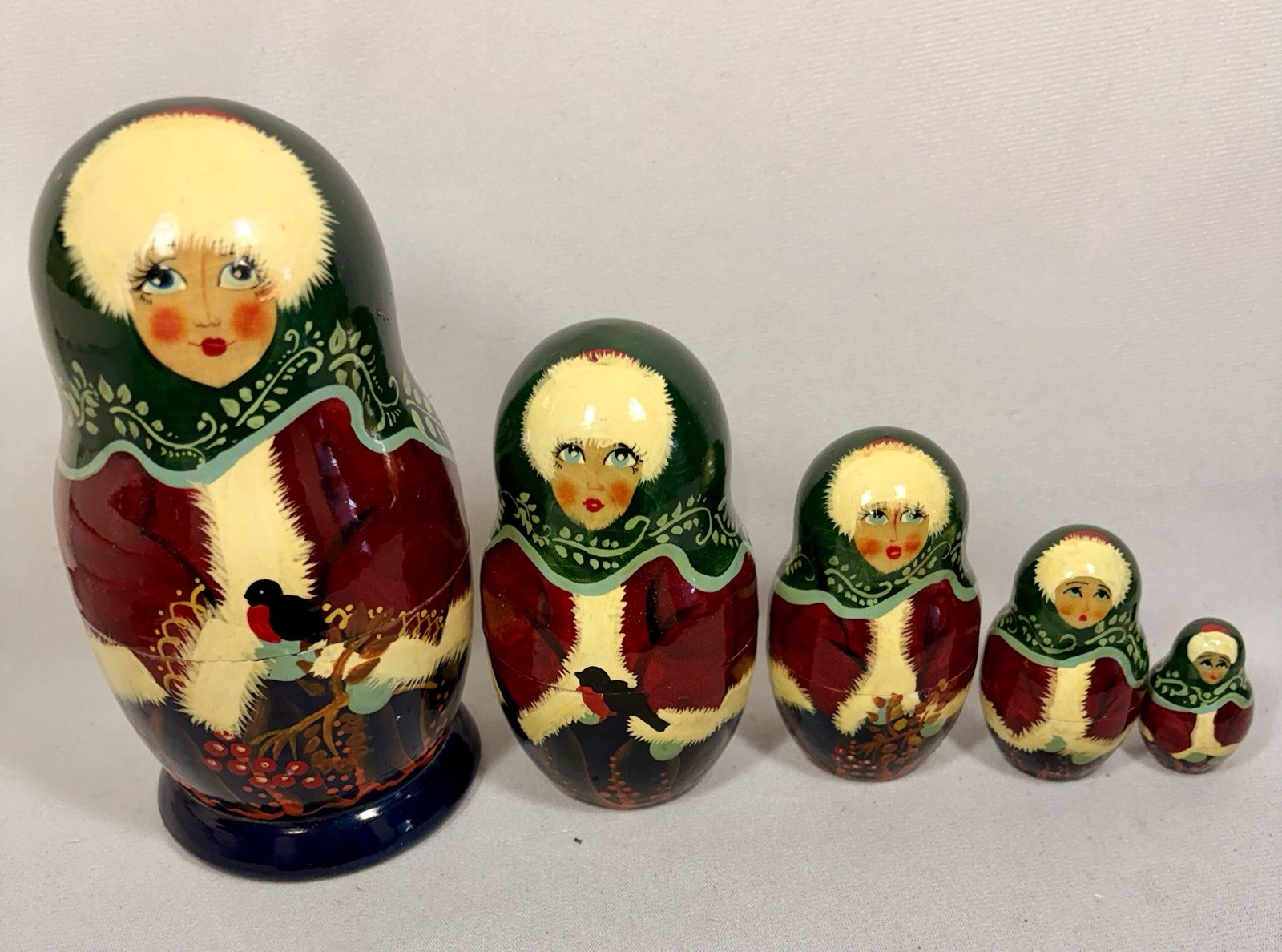 5 pcs Russian Nesting Doll - Matryoshka *WINTER TIME*
