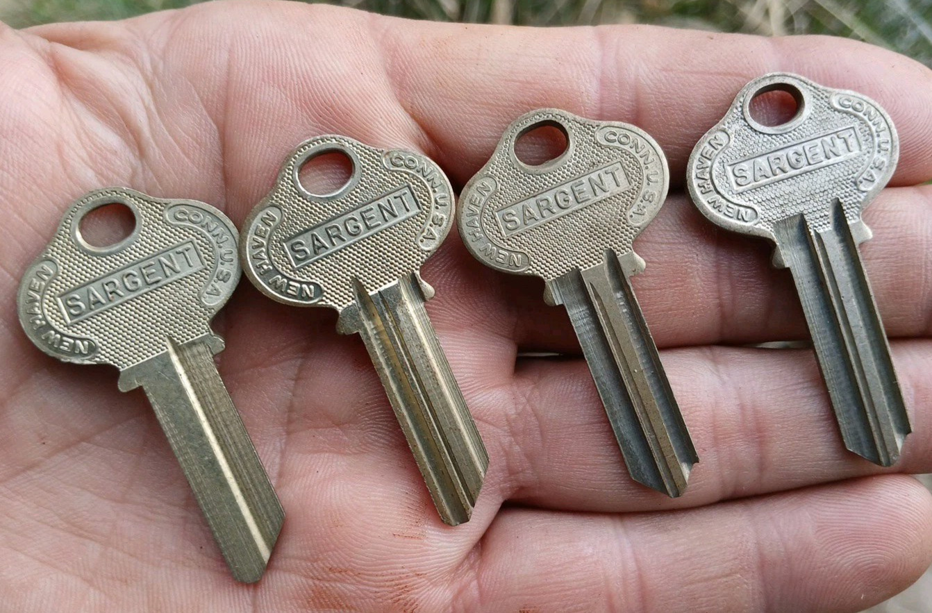 Lot 4 - Sargent New Uncut Vintage Old Lock Blank Keys New Haven Connecticut