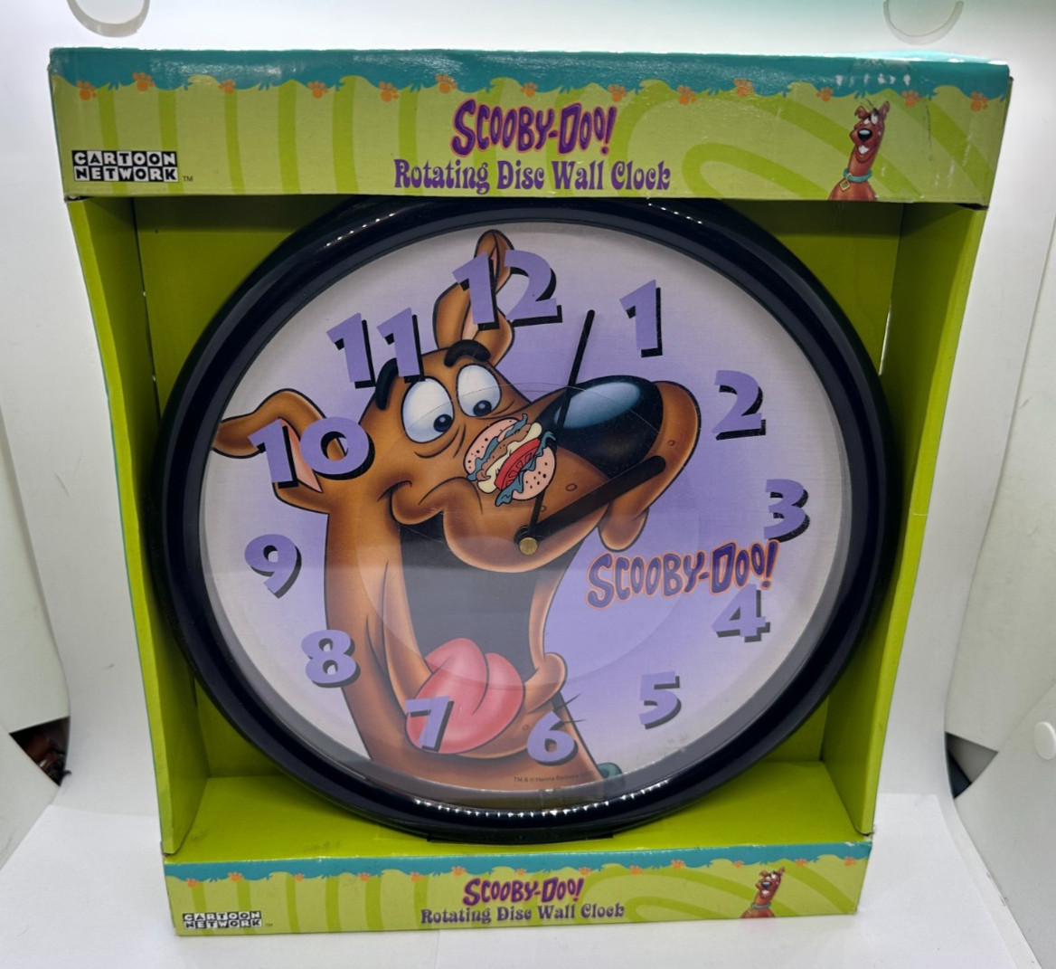 Cartoon Network Scooby-Doo Wall Clock w/ Hamburger Second Hand (Read)