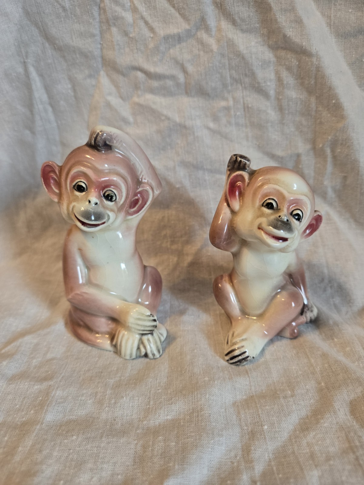 VINTAGE  Japan Monkey Salt & Pepper Shakers  MCM Anthropomorphic Monkeys