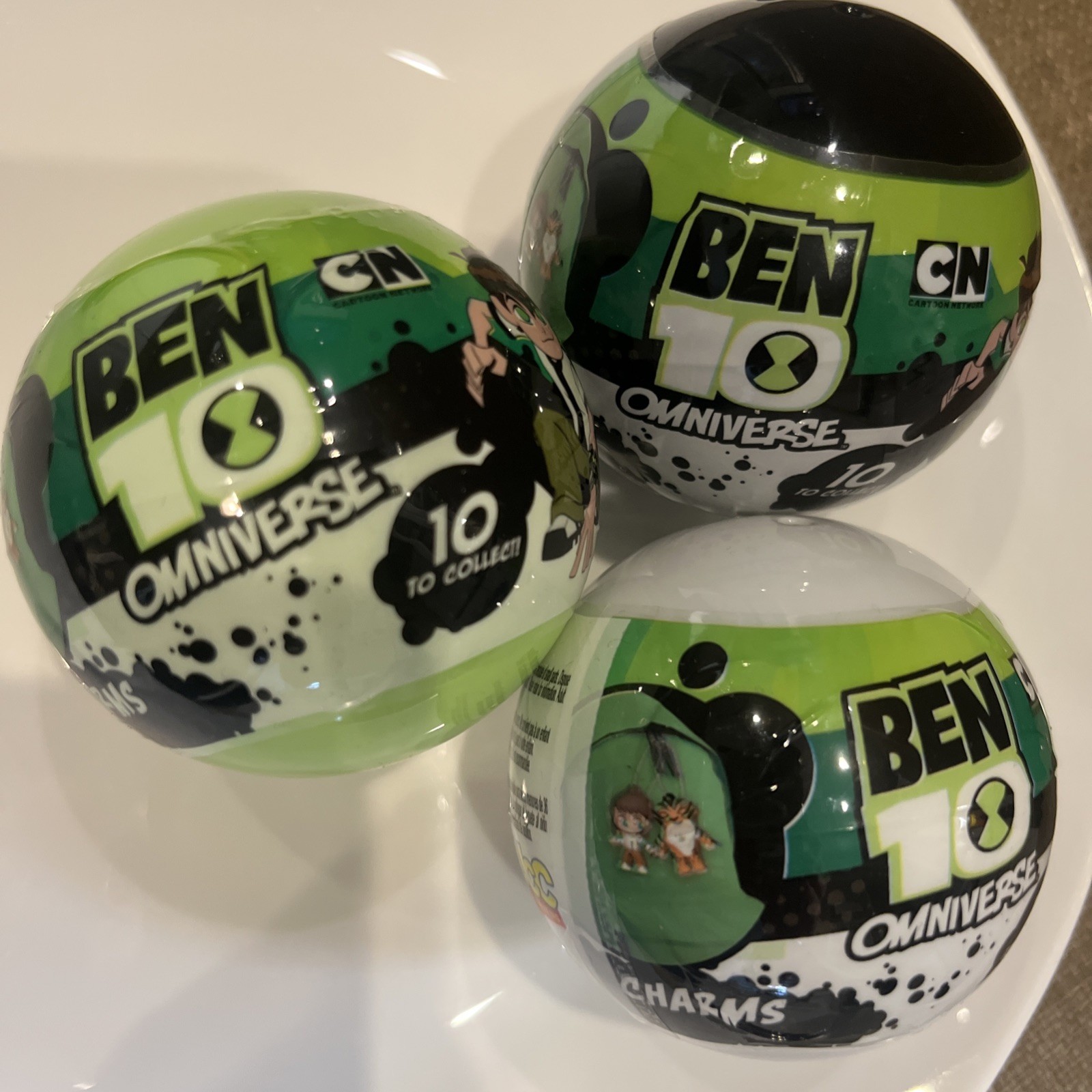 Cartoon Network Ben 10 Omnivers Set Of 3 Blind Balls New Sealed Cartoon Network Ben 10 Omnivers Set Of 3 Blind Balls New Sealed
