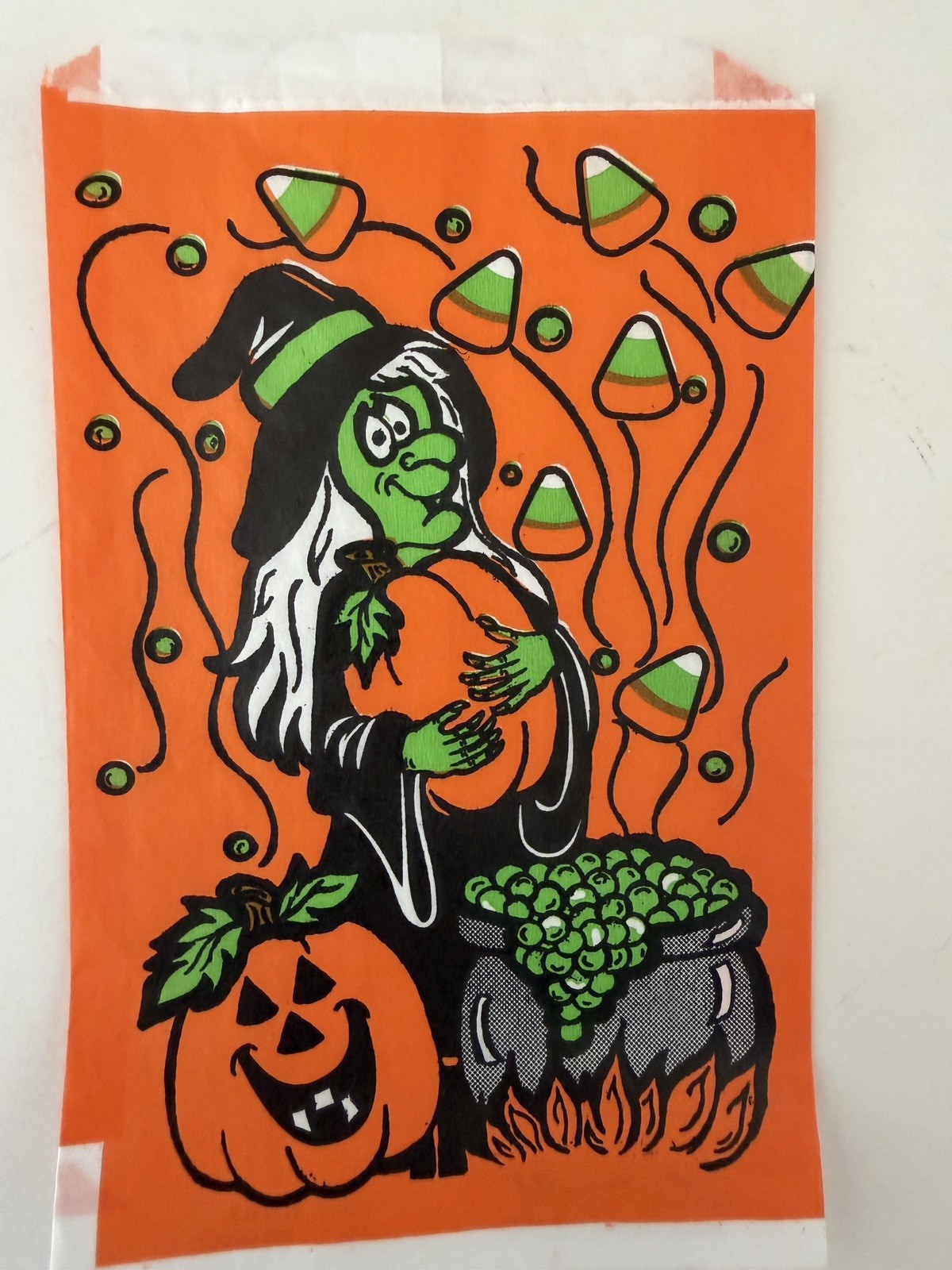 Vintage 1995 FUN WORLD Halloween Paper Witch w/Caldron Treat Party Bags UNUSED