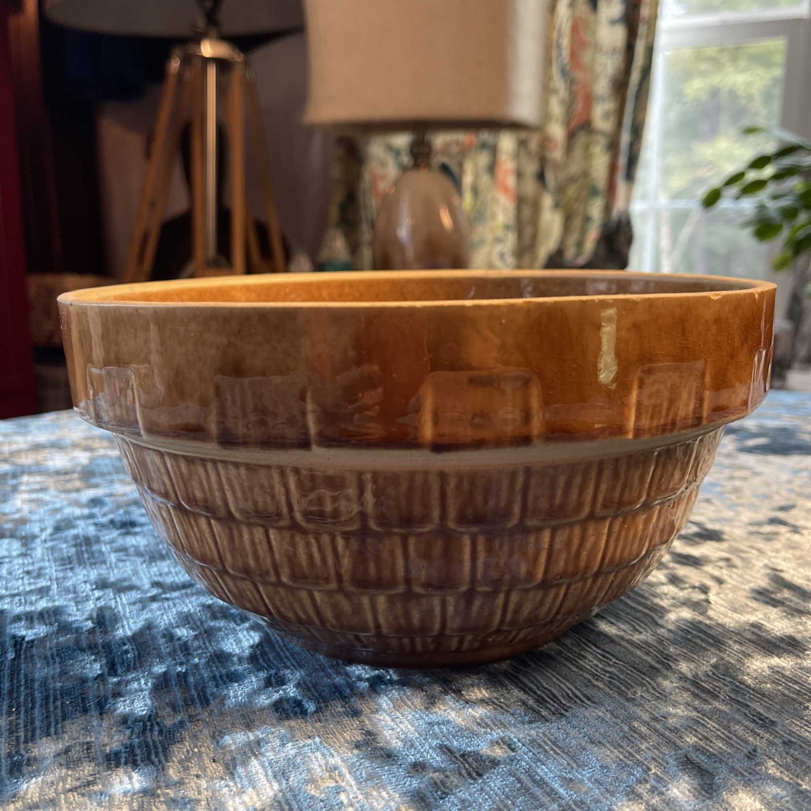 RARE VTG Mccoy USA 9” Inch Stoneware Mixing Bowl, Basket Weave Pattern Brown RARE VTG Mccoy USA 9” Inch Stoneware Mixing Bowl, Basket Weave Pattern Brown