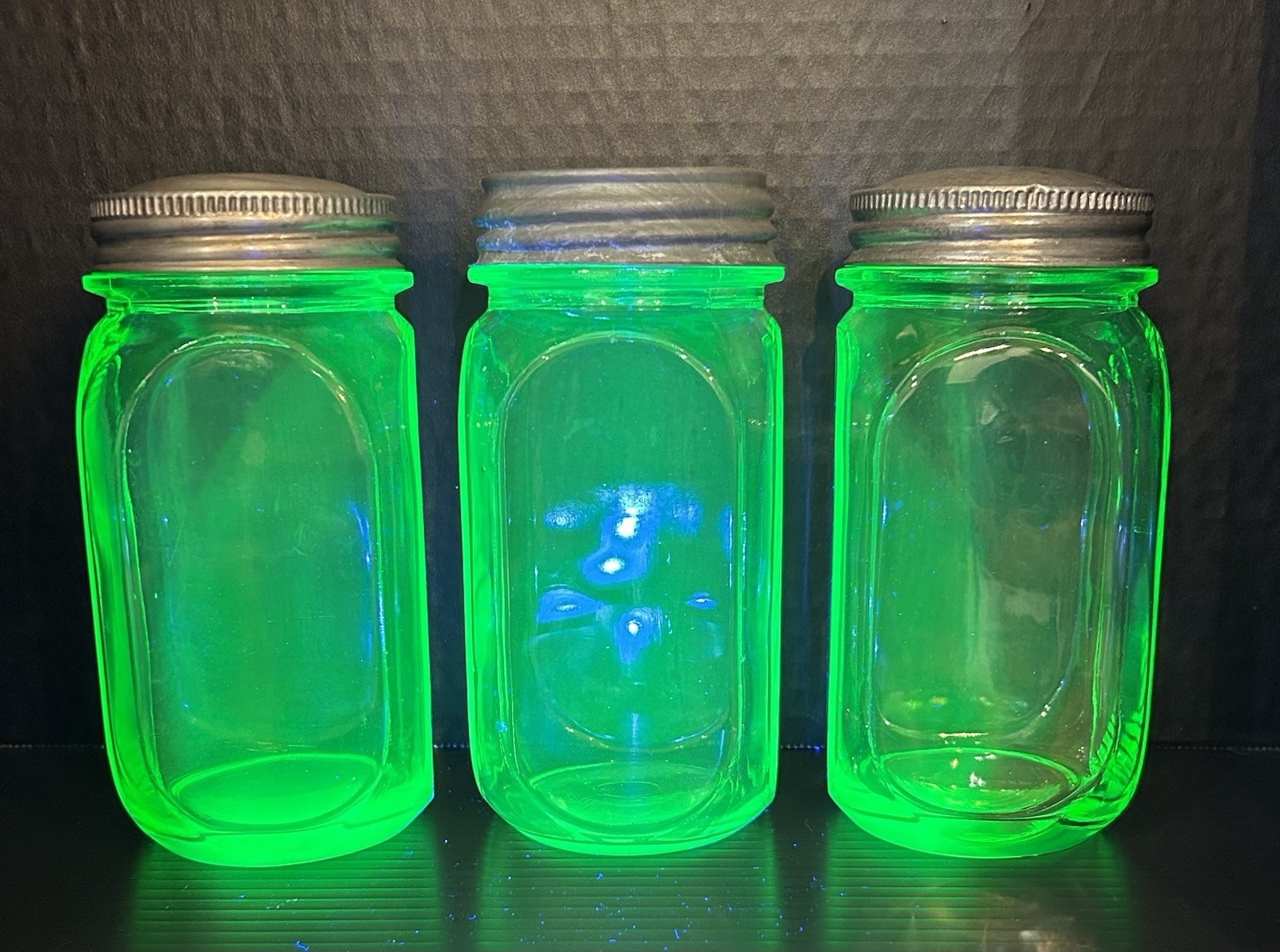 Vtg AH Green Uranium Glass Smooth Side Panel 6” Jars w/Screw-On Lids (set of 3)
