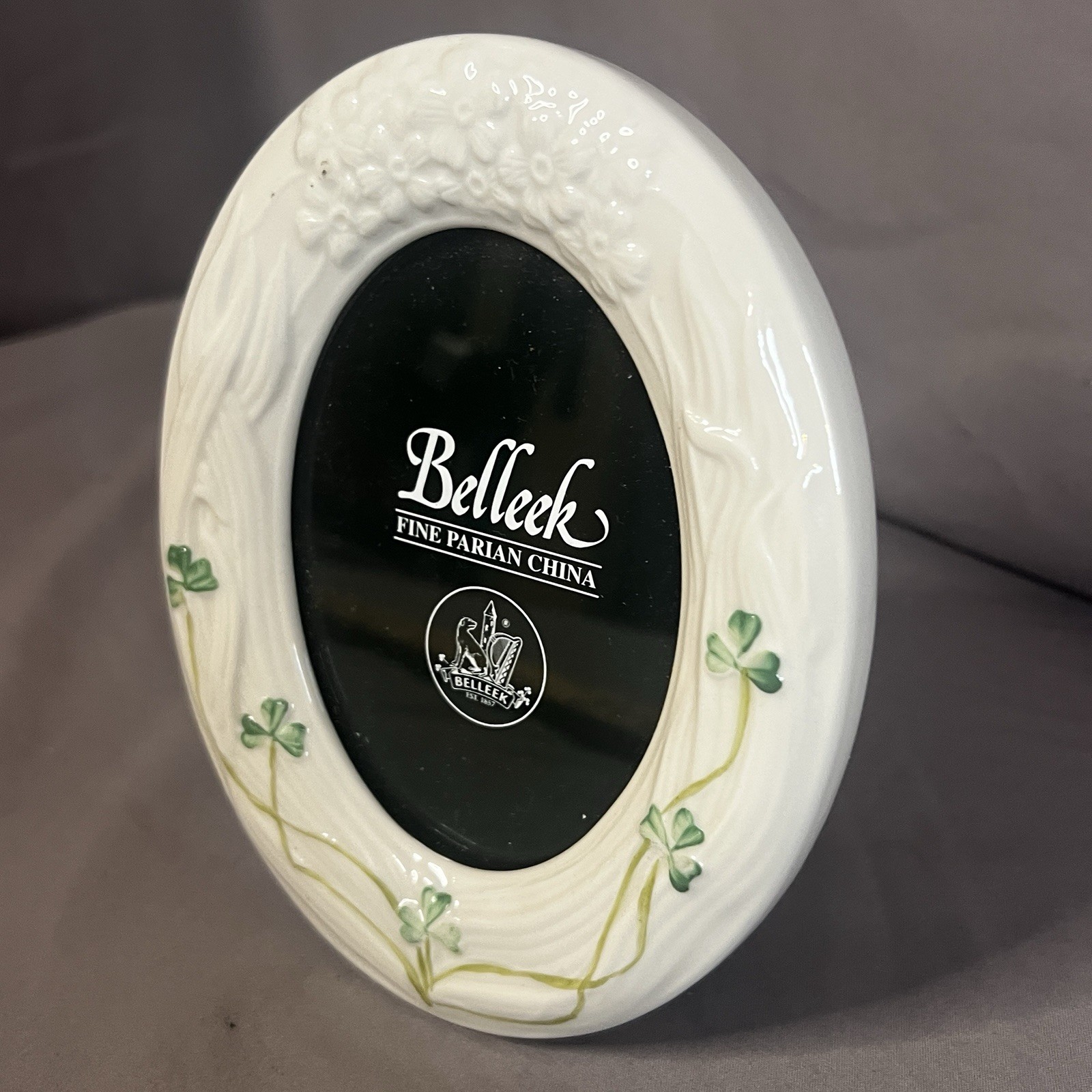 Belleek Ireland Daisy Oval Picture Frame Shamrock Fine Parian China 6.5” Belleek Ireland Daisy Oval Picture Frame Shamrock Fine Parian China 6.5”