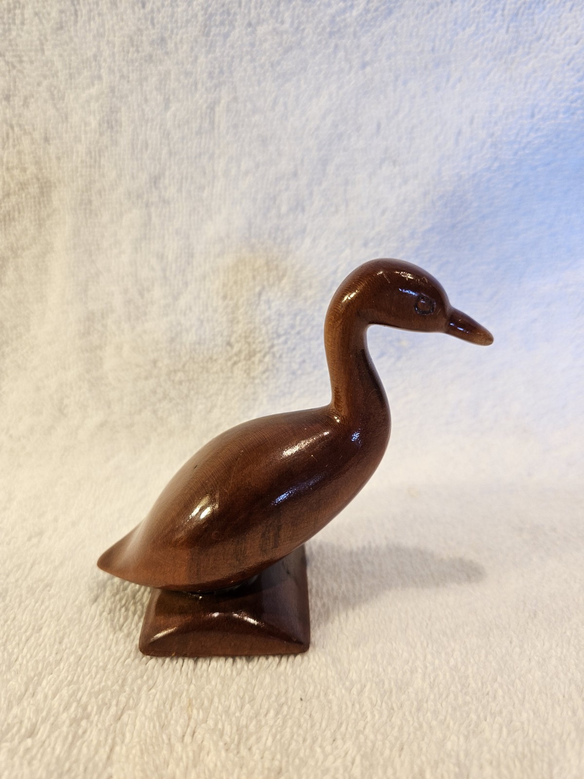 Carved Wooden Goose Attributed to Cherokee NC made of Cherry wood. 3.5