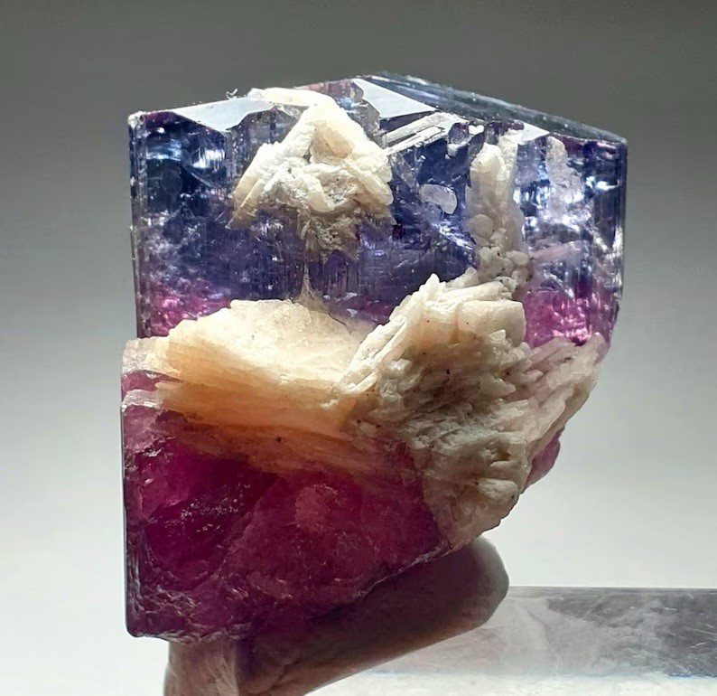 Bi Colour Terminated Natural Tourmaline Specimen - 15 grams Bi Colour Terminated Natural Tourmaline Specimen - 15 grams