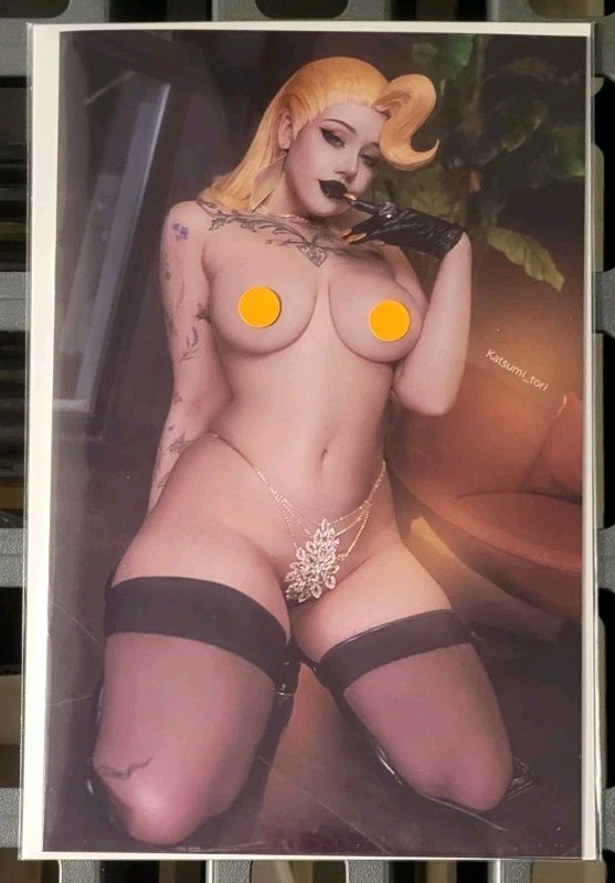 Bigg Pigg Origin Story #1 Katsumi Tori Emma Frost Cosplay Excl Virgin Var - NM