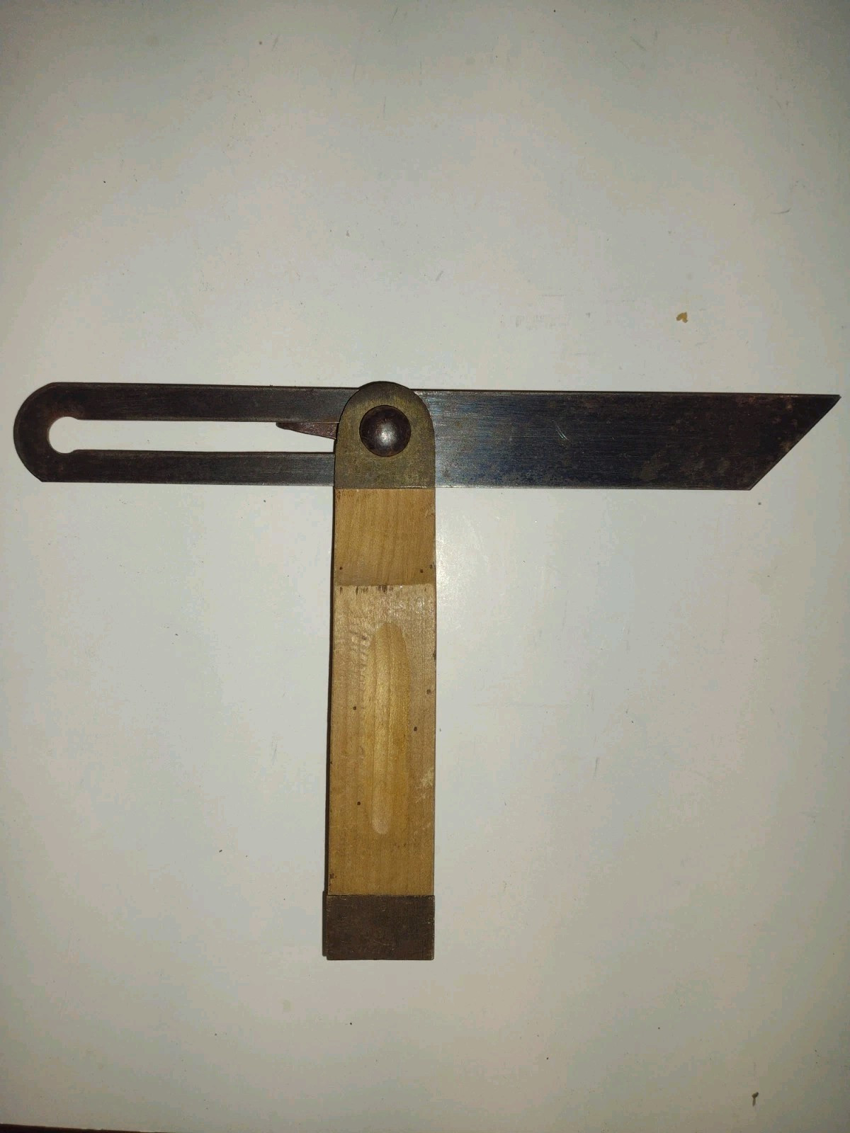 Vintage Sohaco Southington Hardware 8”T Bevel Sliding Square
