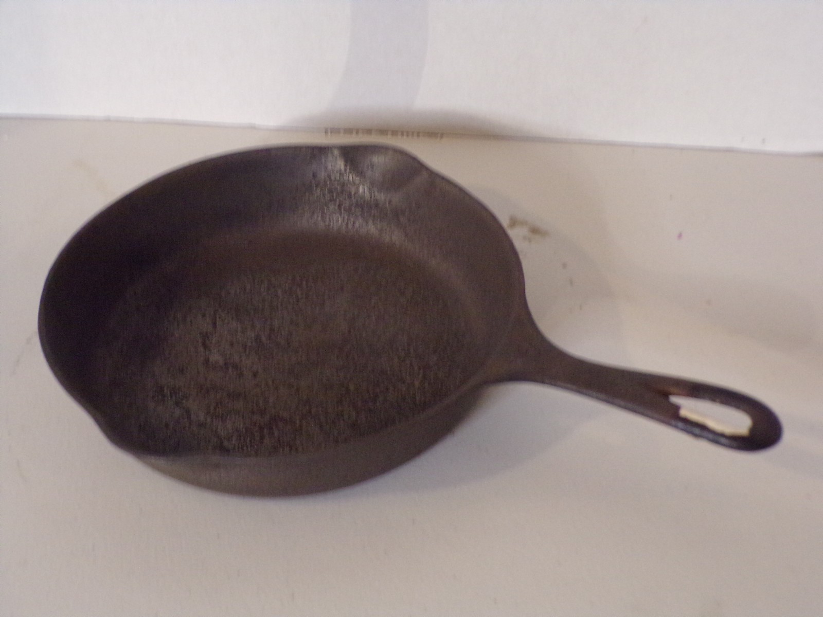 Vintage Wagner Sydney -0- Cast Iron Skillet Fryer 1056 Sits Flat 9