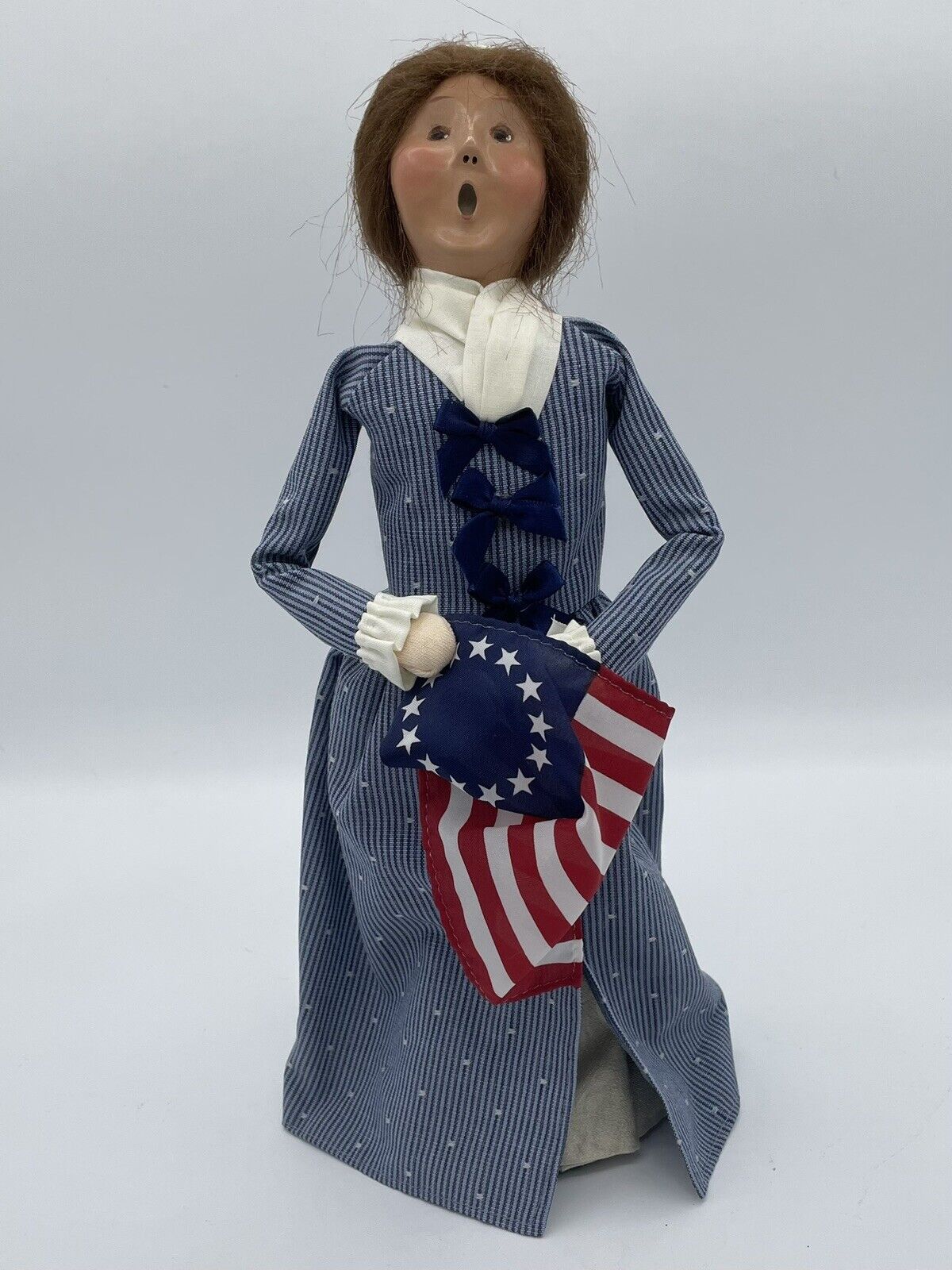 Byers Choice Caroler Doll Betsy Ross 2002 Doll