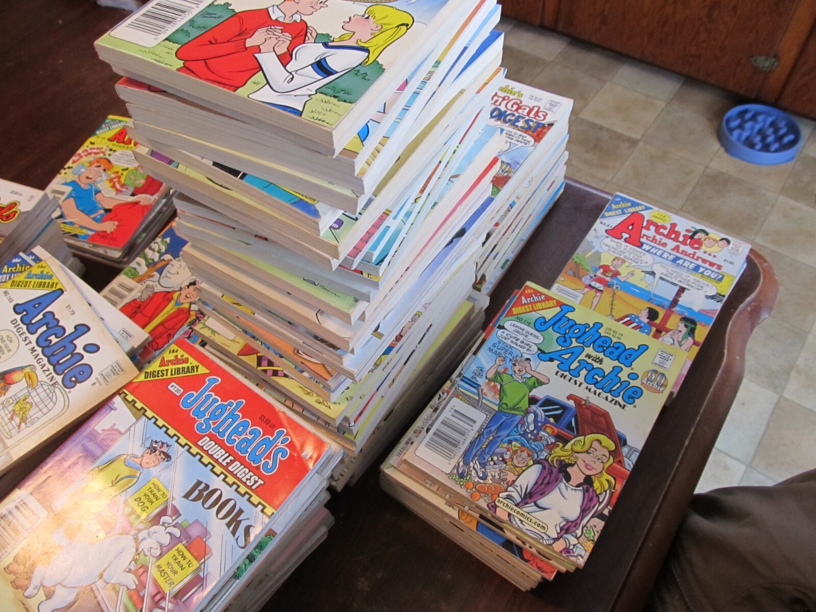 Archie\'s Digest Library  Comic Magzines Jughead, Betty Veronica, You Choose Pick