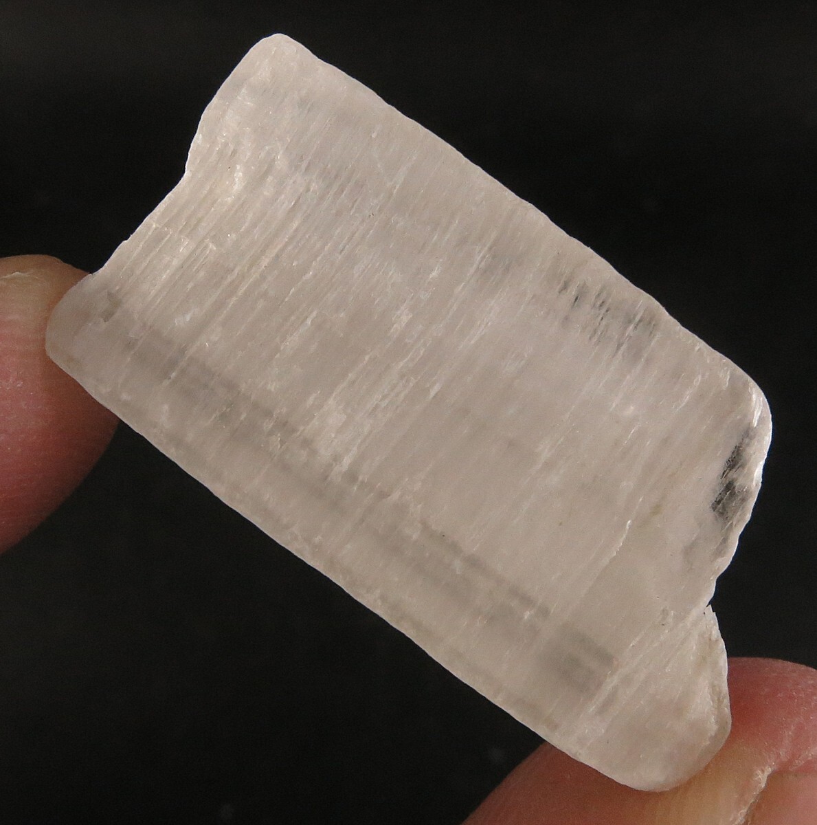 38 CARAT BEAUTIFUL NATURAL CRYSTAL OF MILKY BERYLLONITE @ PAKISTAN