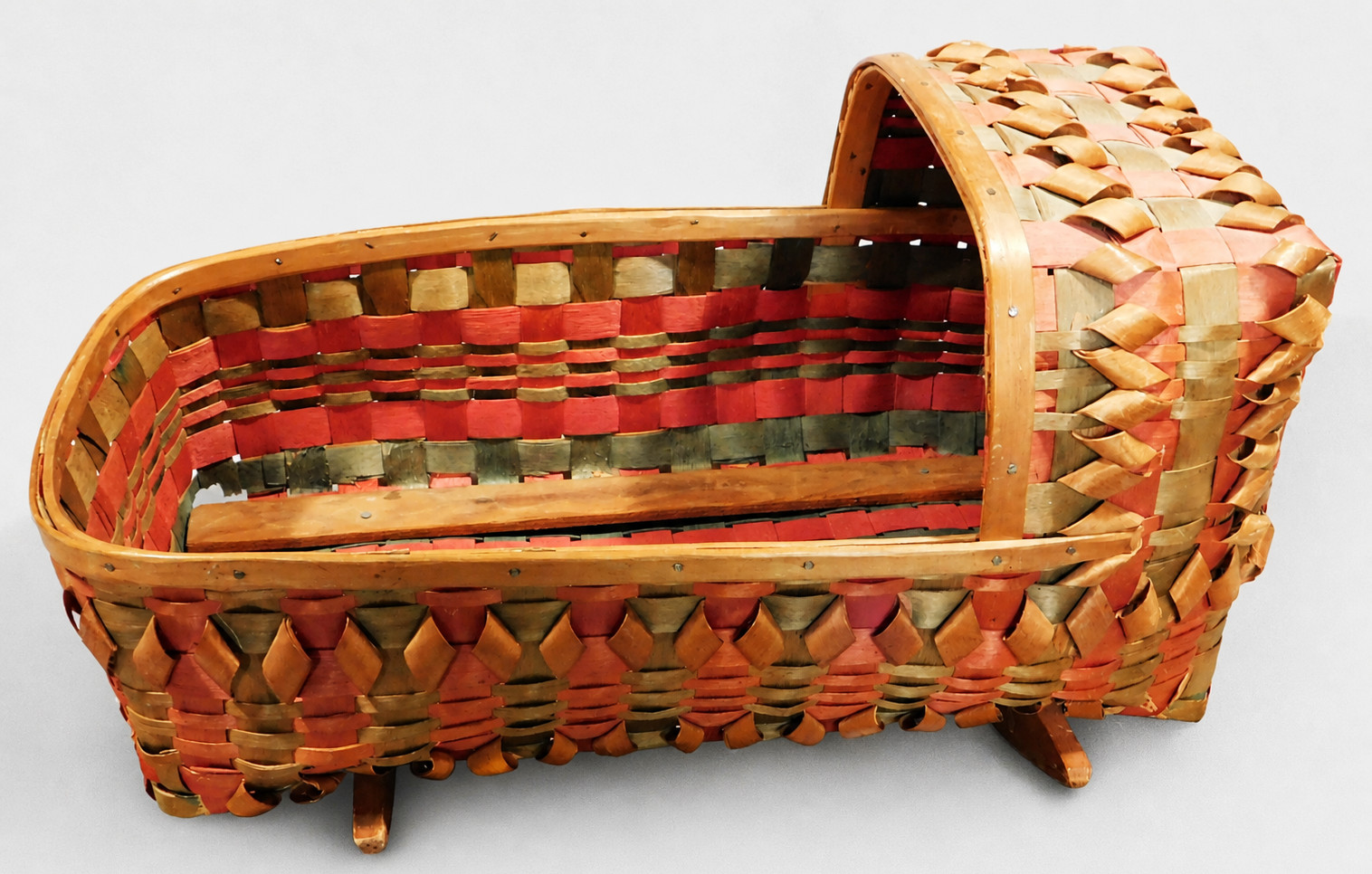 Antique Wabanaki Penobscot Ash Splint Hooded Basket Cradle Maine Native American