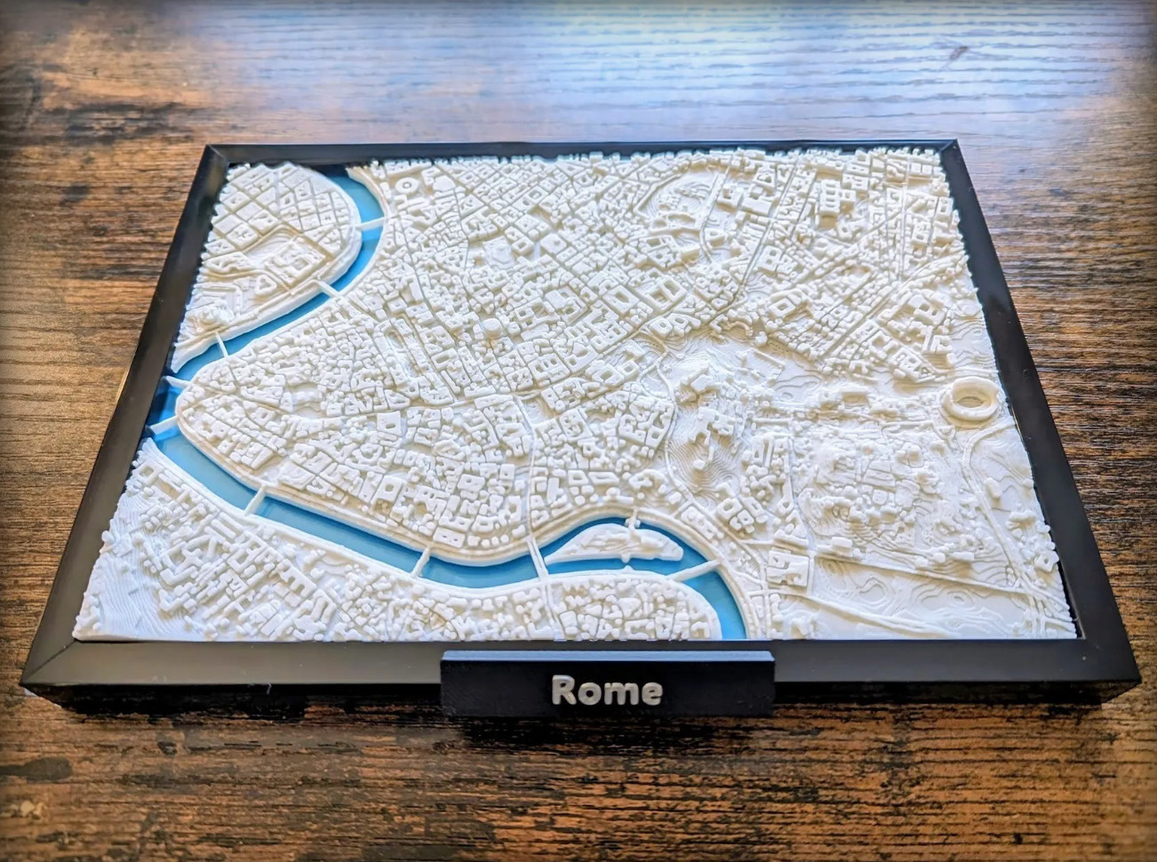 City of Rome, Italy - 3D Map (7.35 inches x 5.35 inches)