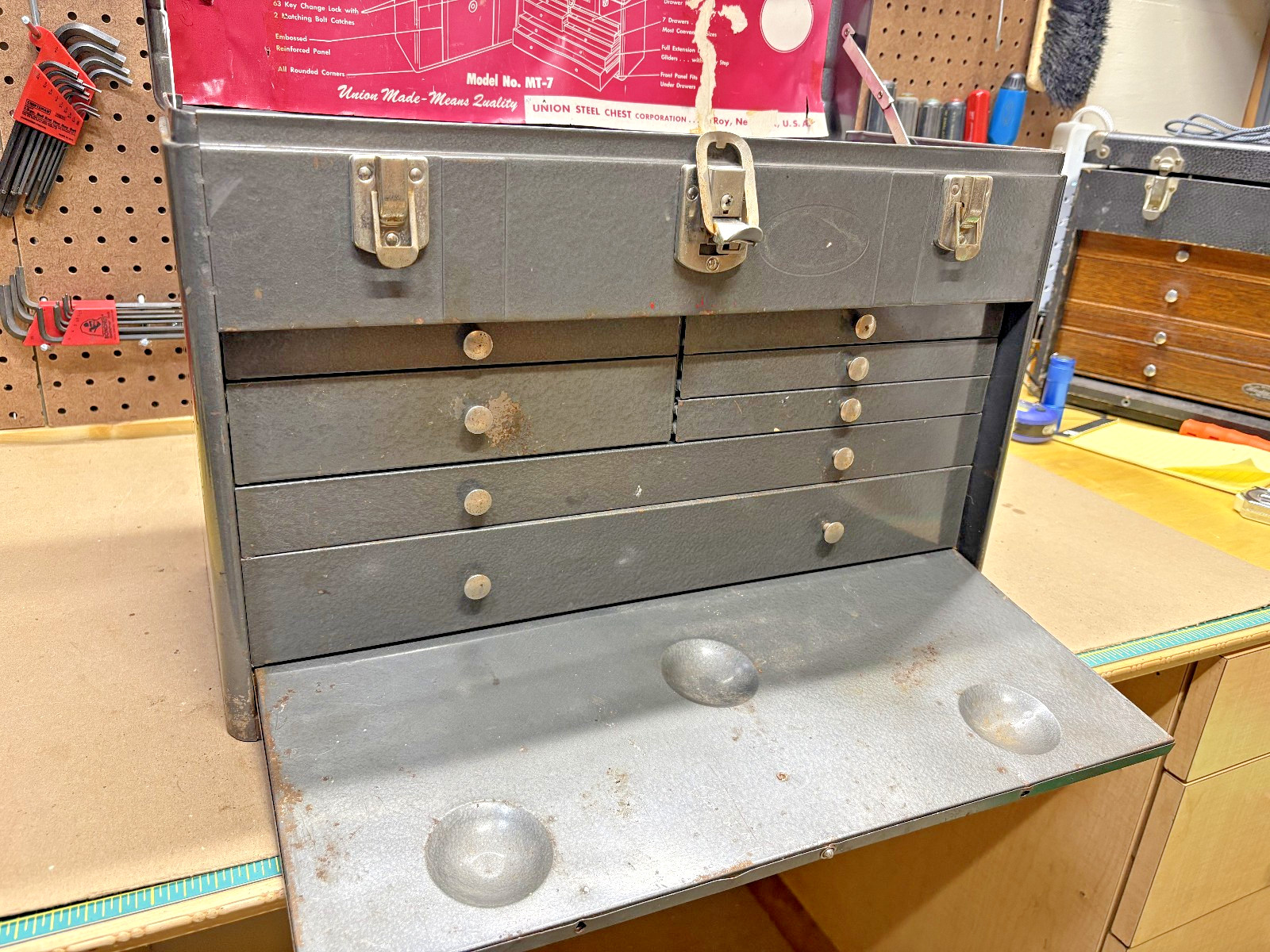 Vintage Union Steel 7 Drawer Machinist Chest Tool Box MT-7