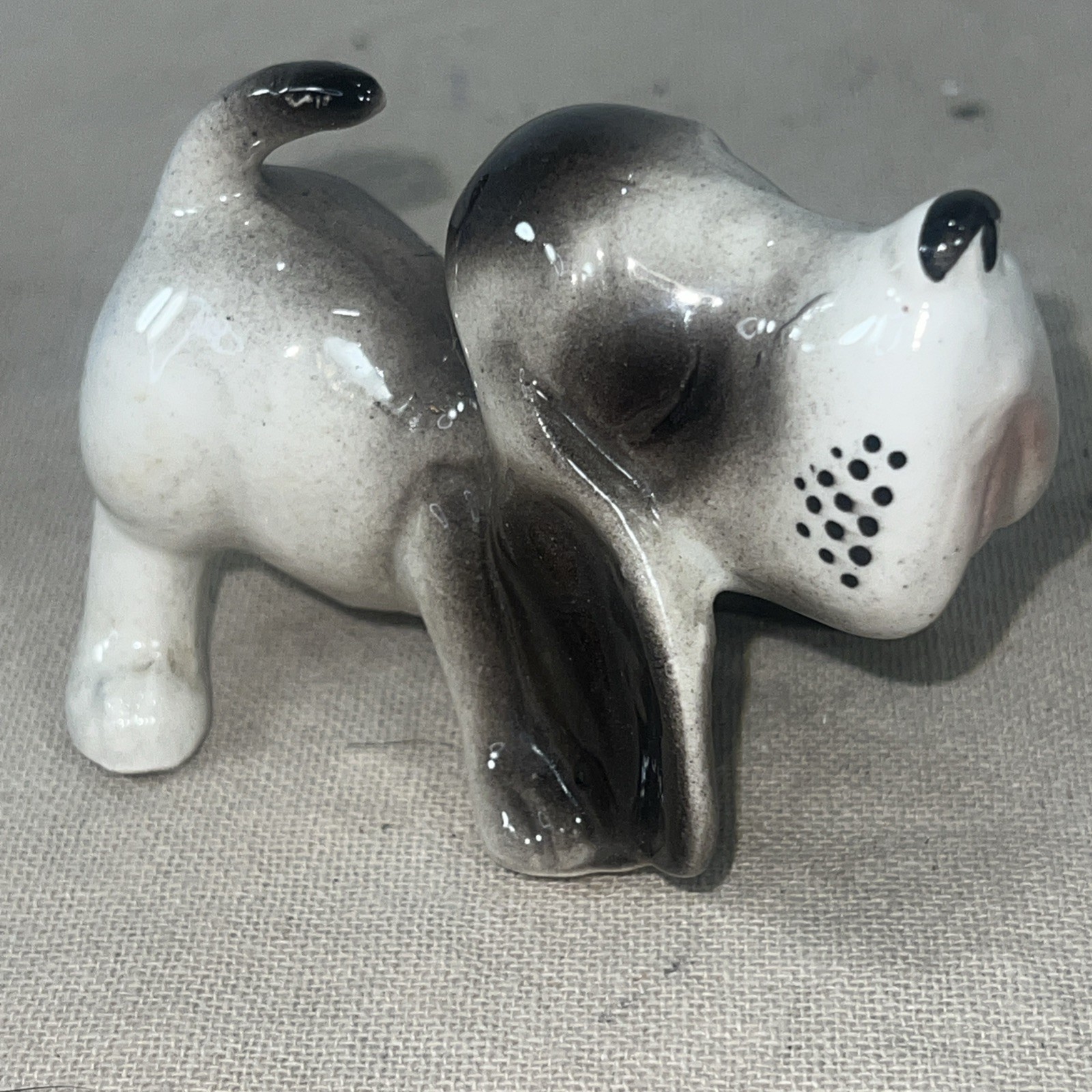 Basset Hound Freeman McFarlin Porcelain Dog Figurine