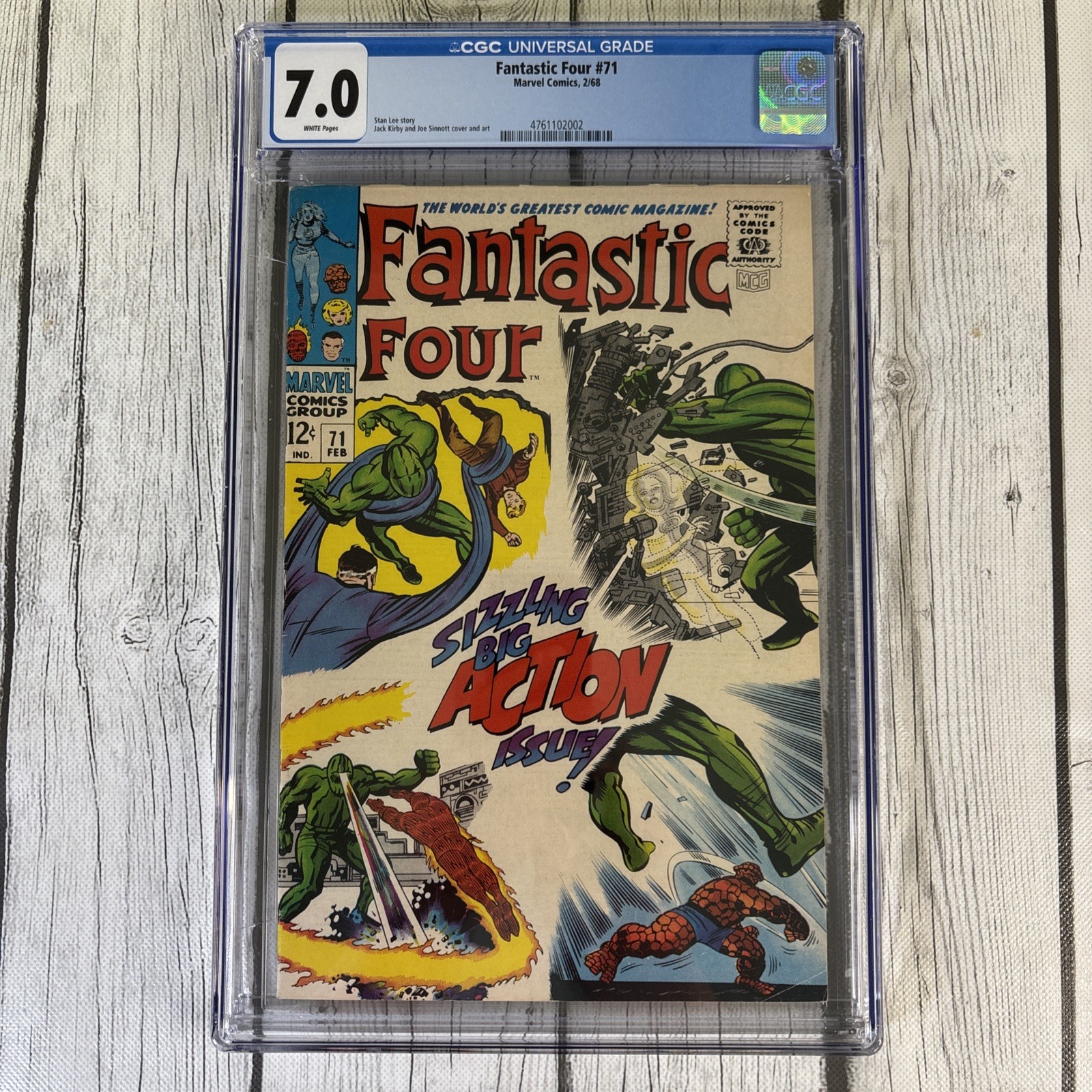 Vintage FANTASTIC FOUR #71 2/68 CGC Universal Graded 7.0 Slab Marvel Comic Book.