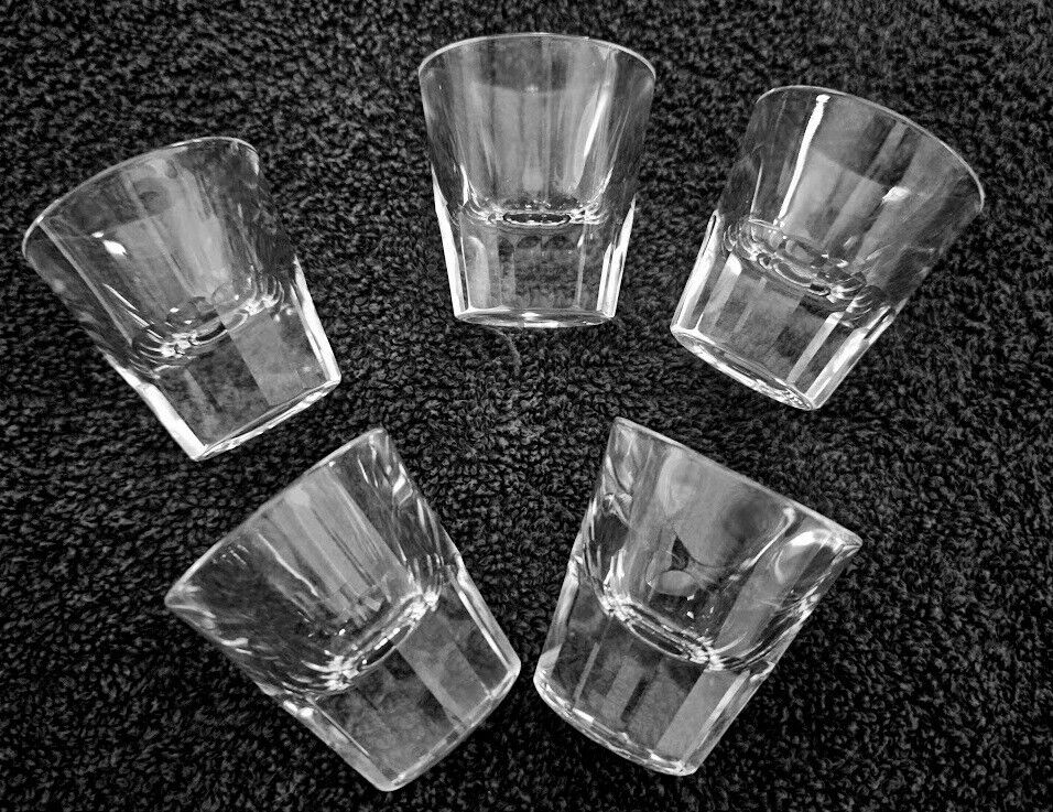Vtg Hazel Atlas Clear Shot Glasses Set 5 Heavy Fluted Bottom Cut Glass MCM