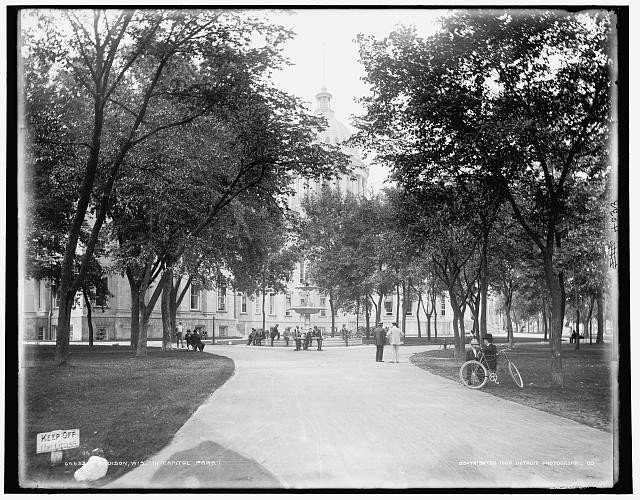 Photo:Madison Wisconsin 1910s Capitol Park State Capitol Trees People